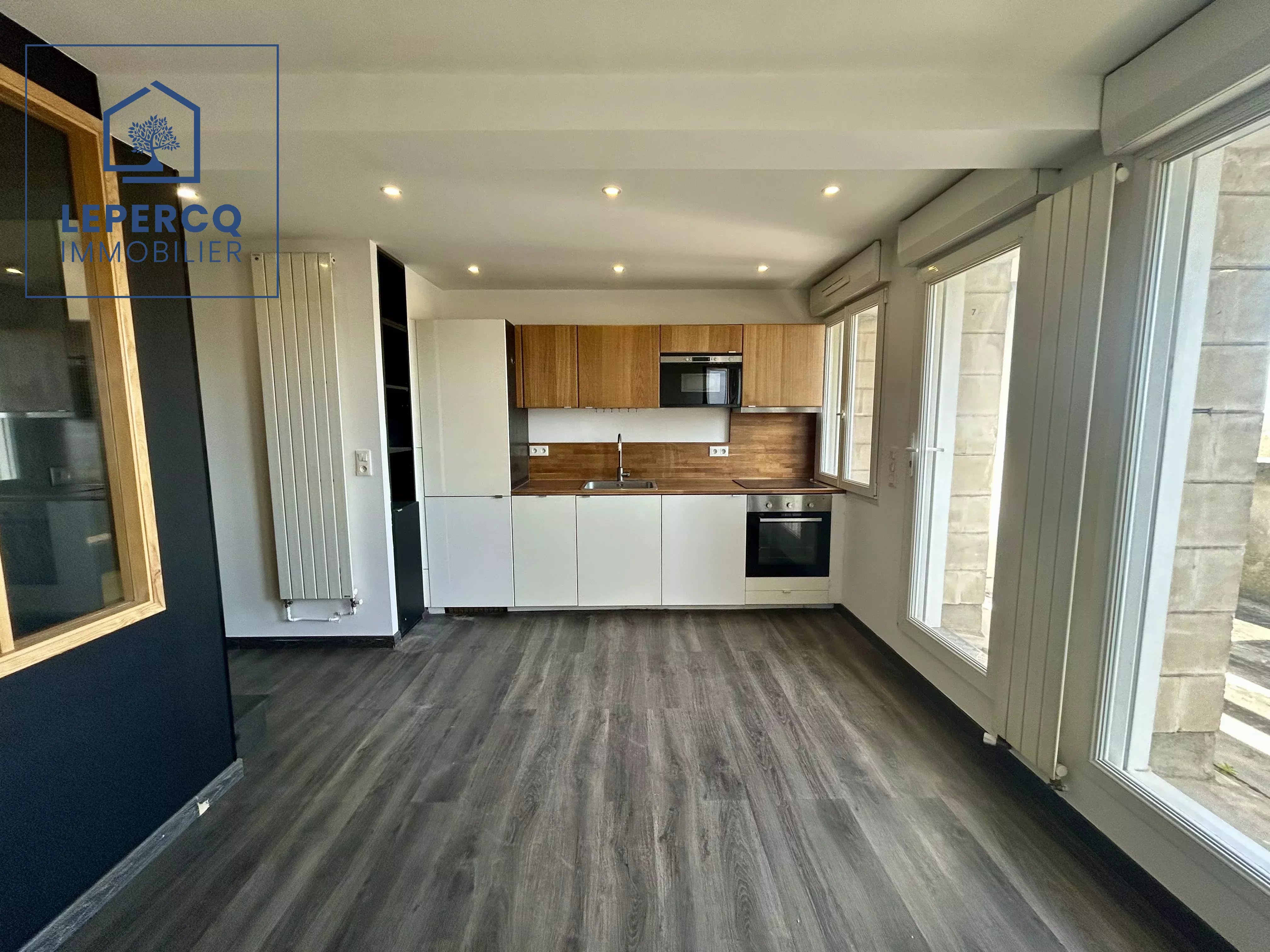 Charmant studio rénové avec ascenseur à Soissons