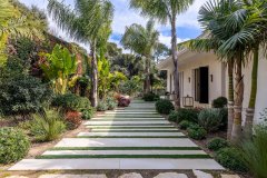 Villa Pearl - Contemporary Luxury in Cannes — photo 2 of 7