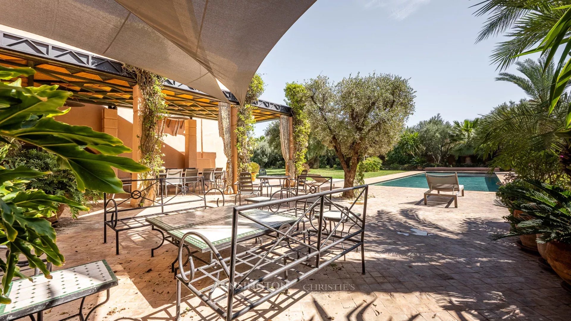 5 Bedroom Villa/Townhouse's Image 9