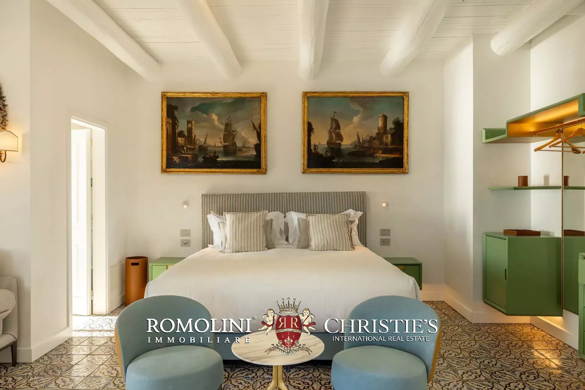8 Bedroom Villa/Townhouse's Image 86