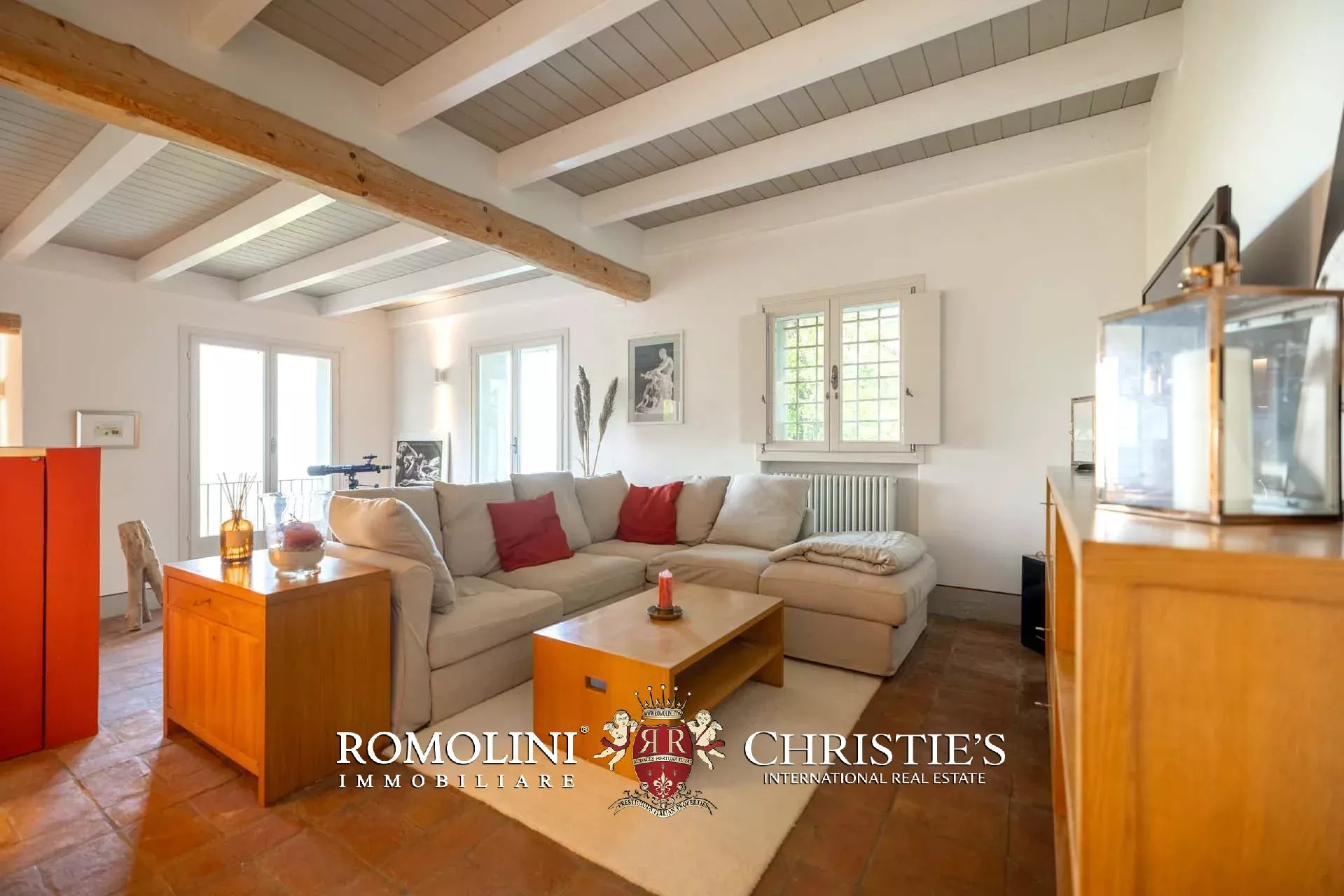 4 Bedroom Villa/Townhouse's Image 15