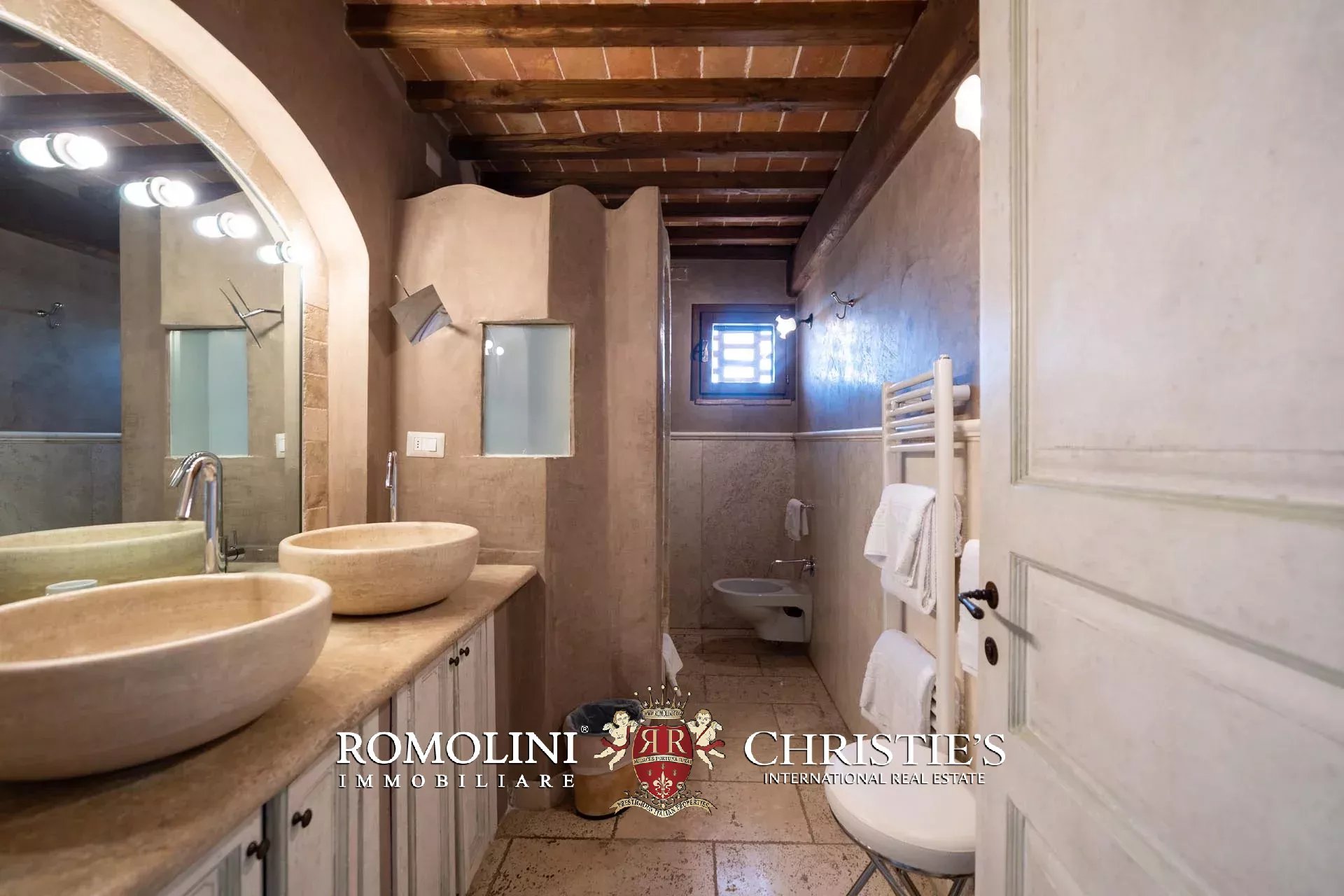 14 Bedroom Villa/Townhouse's Image 72