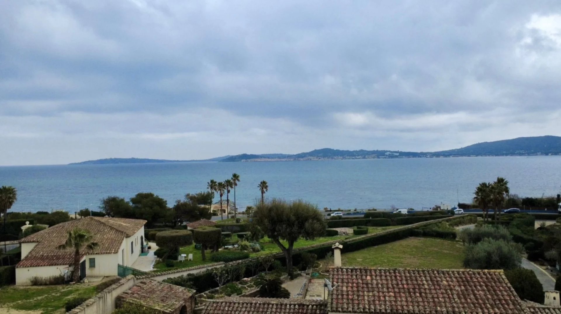 Agence immobilière de Ellington International