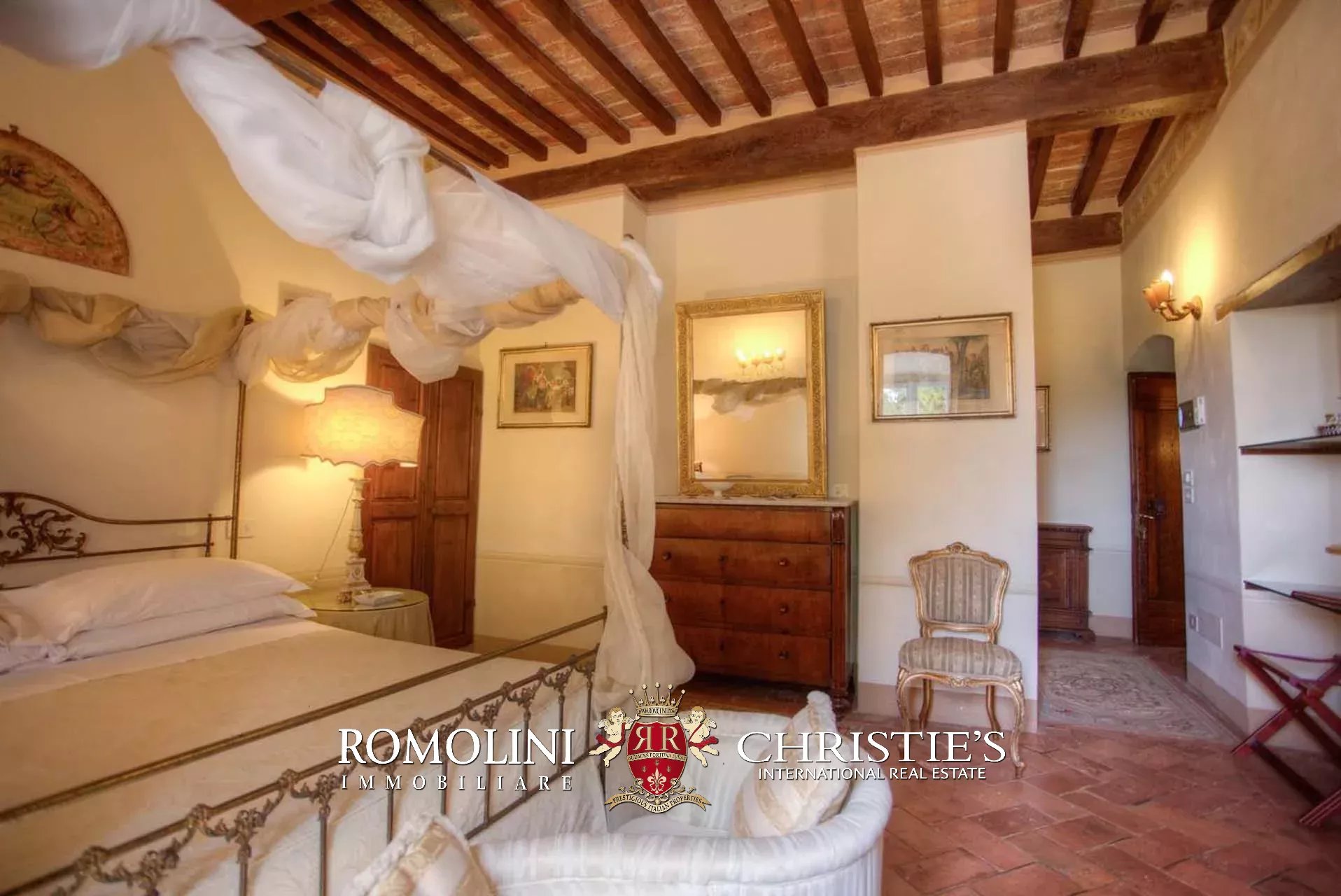 15 Bedroom Villa/Townhouse's Image 62
