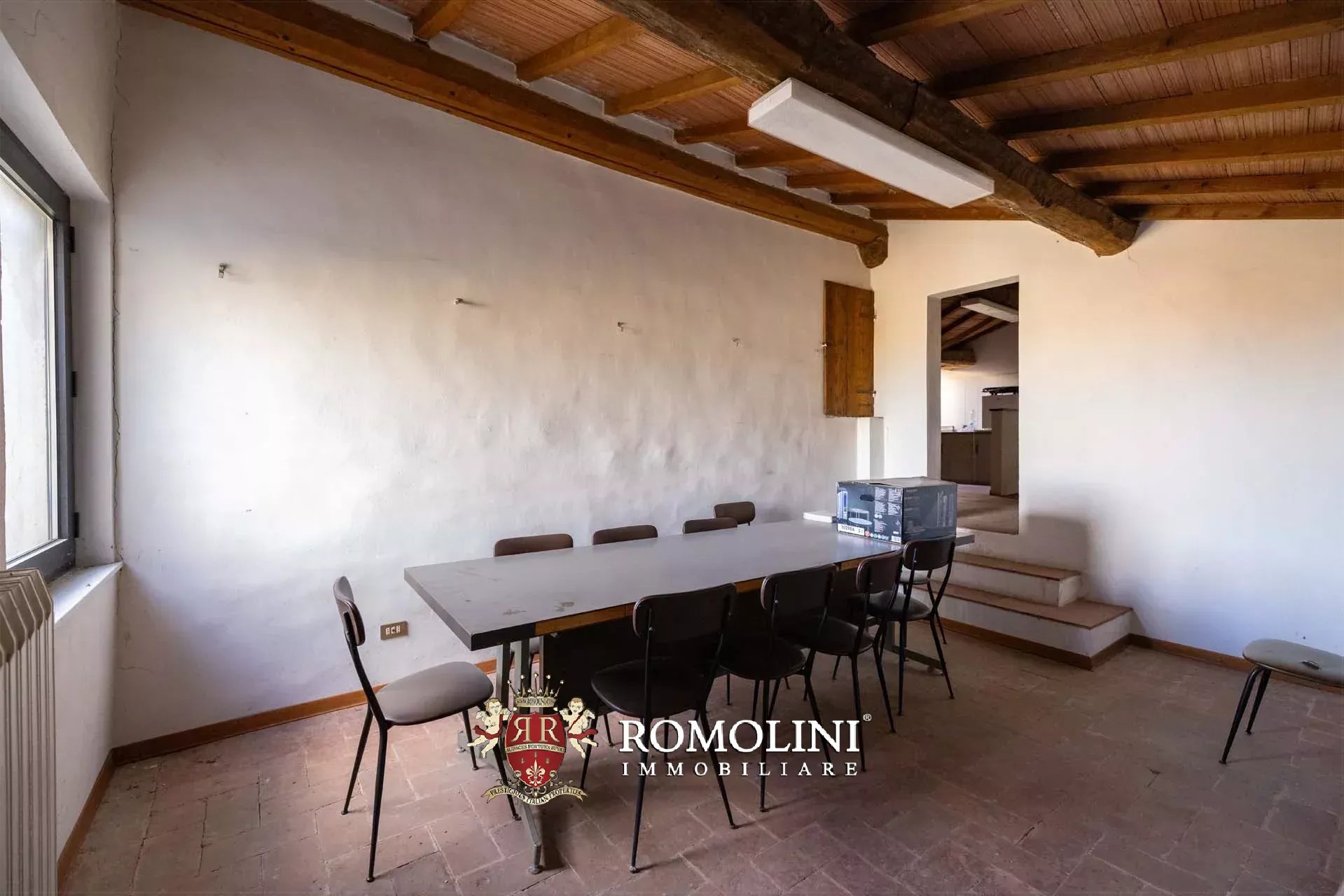 8 Bedroom Villa/Townhouse's Image 41