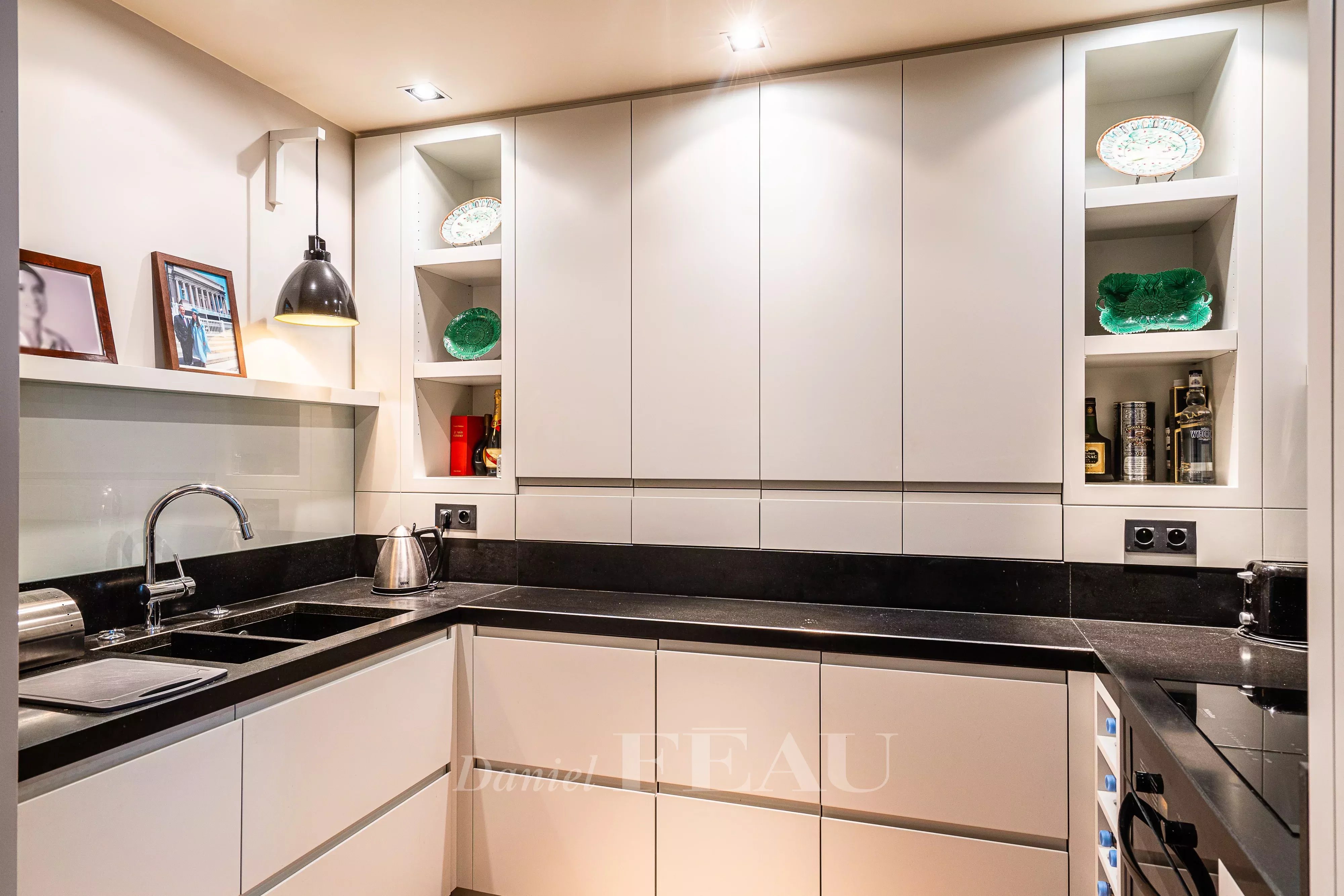 Sale Apartment Neuilly-sur-Seine