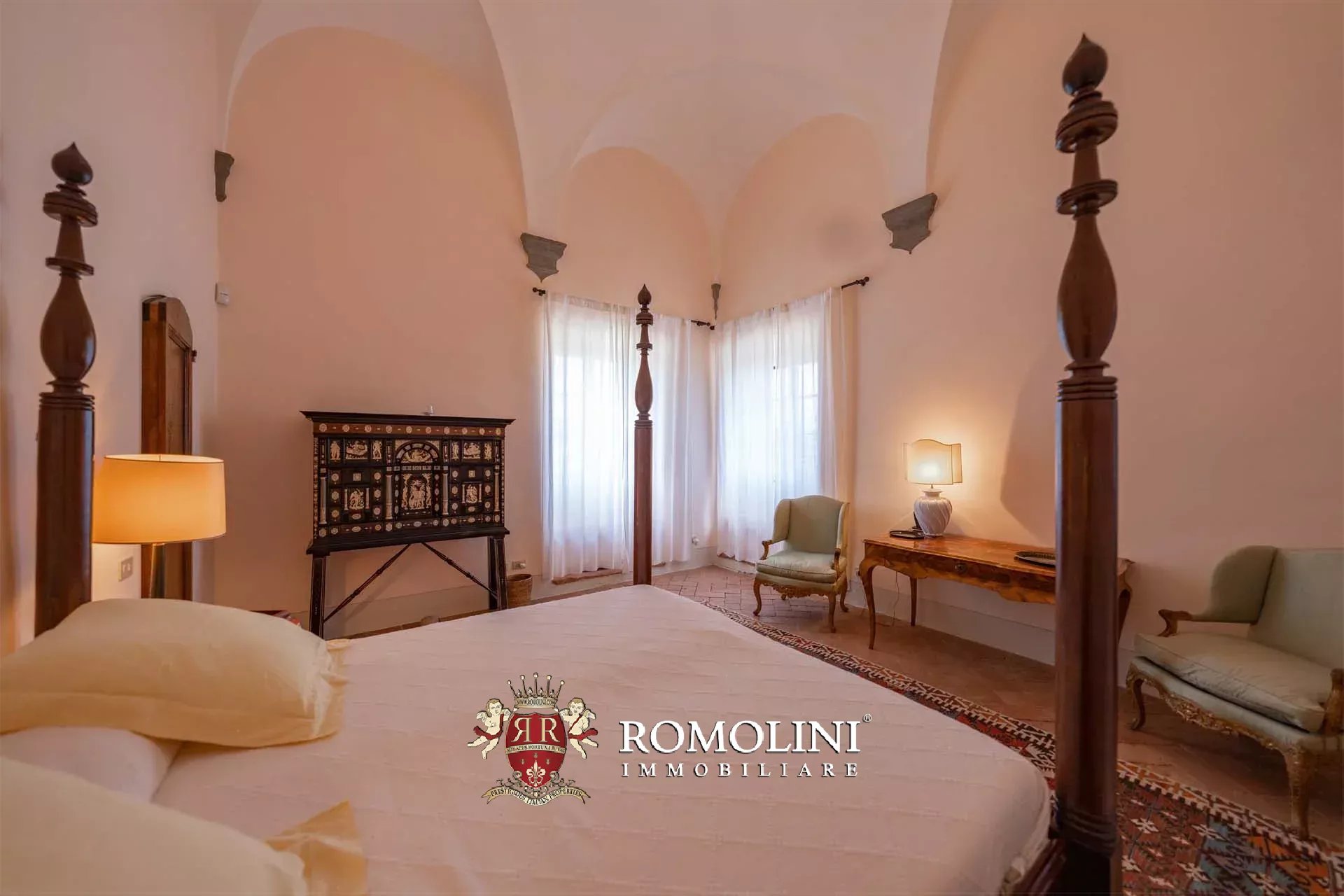 30 Bedroom Villa/Townhouse's Image 49