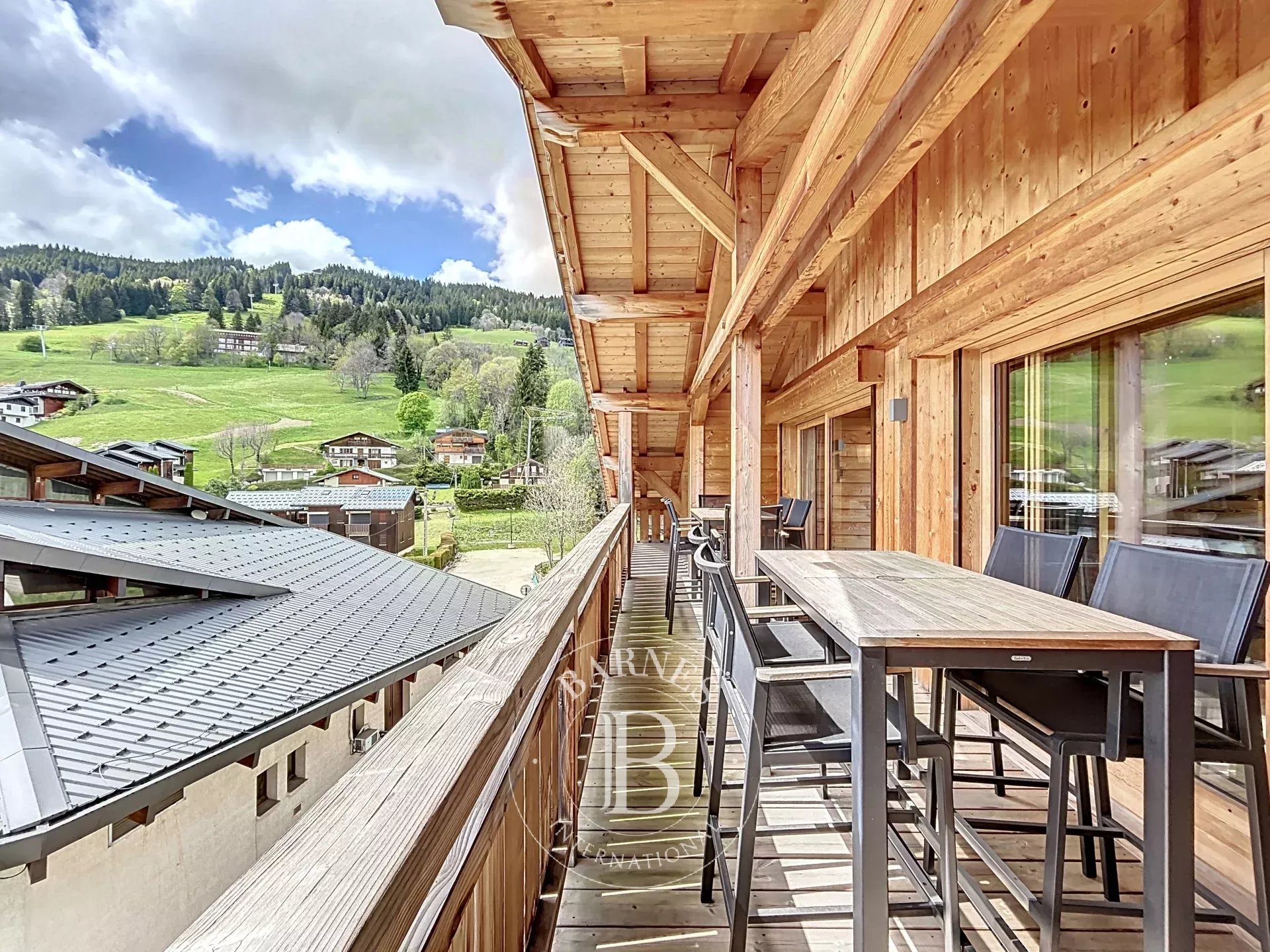 Photo of Penthouse of 325 sqm total surface area - 5 bedrooms on suite - In the center of Les Gets and close to the gondola - Les Gets