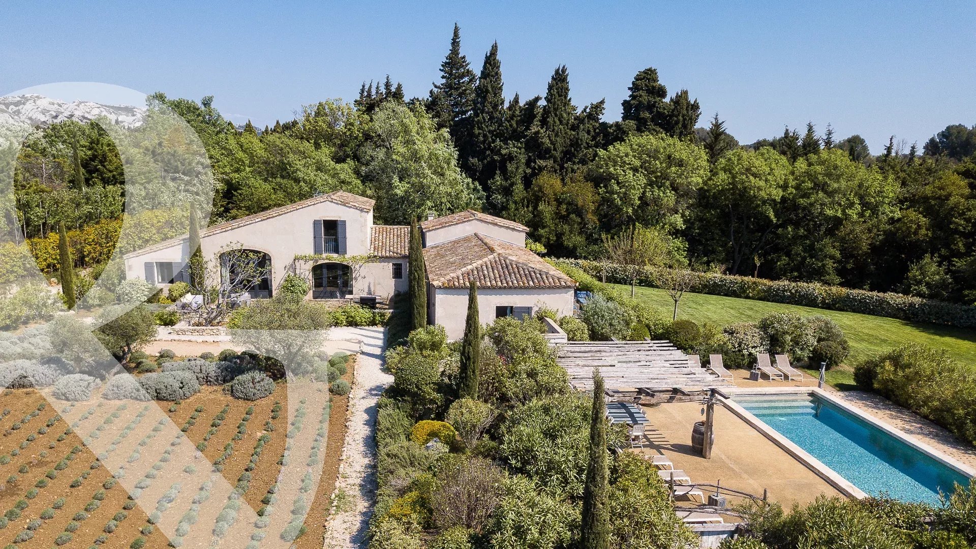 EN CAMPAGNE AU CALME ABSOLU
