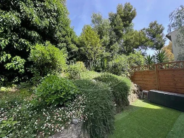 SALE HAUTS DE VAUGRENIER APARTMENT 2 ROOMS 365 000-€