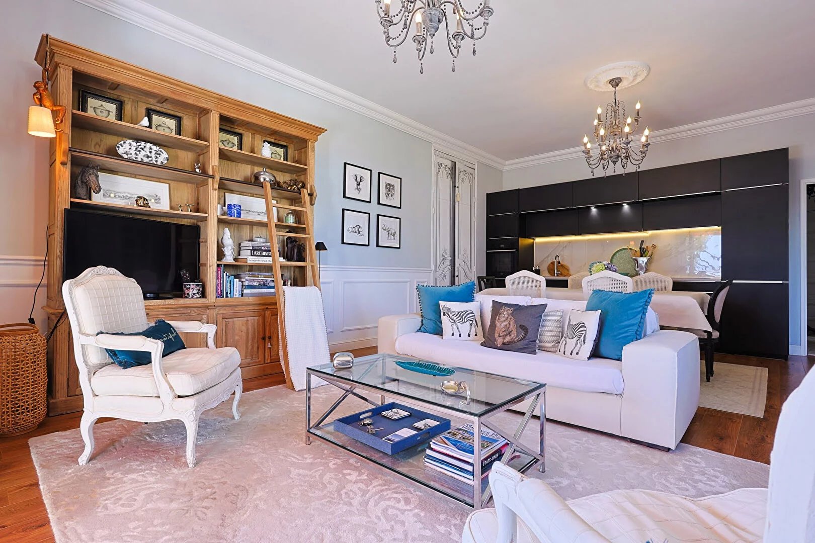 HYERES - Superbe T3 dans résidence d'exception avec piscine, tennis. Vue mer