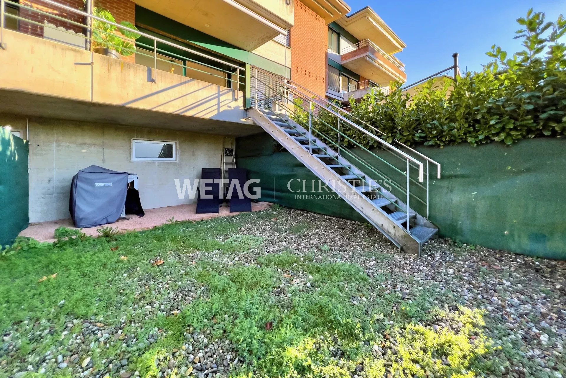 2 Bedroom Apartment/Flat's Image 9
