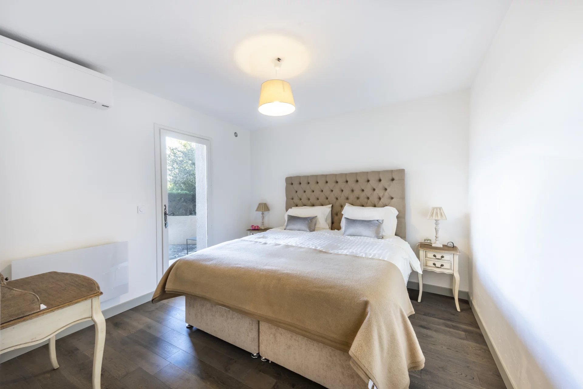  Image of Villa - 3 Bedrooms for Sale in Alpes-Maritimes-Mougins-France, Image 12