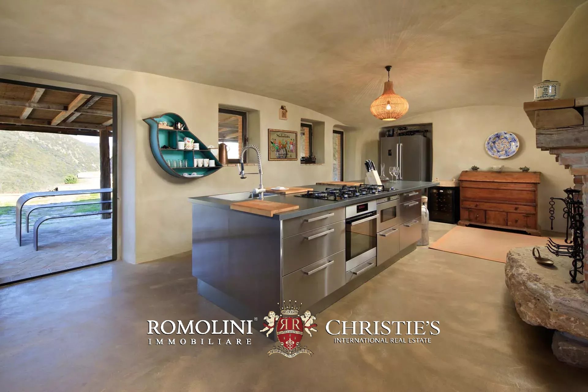 7 Bedroom Villa/Townhouse's Image 15