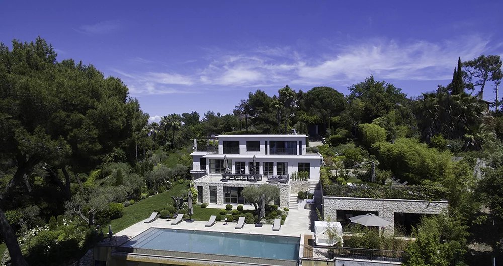 Agence immobilière de WILLIAM BOUZAT REAL ESTATE – Cannes French Riviera