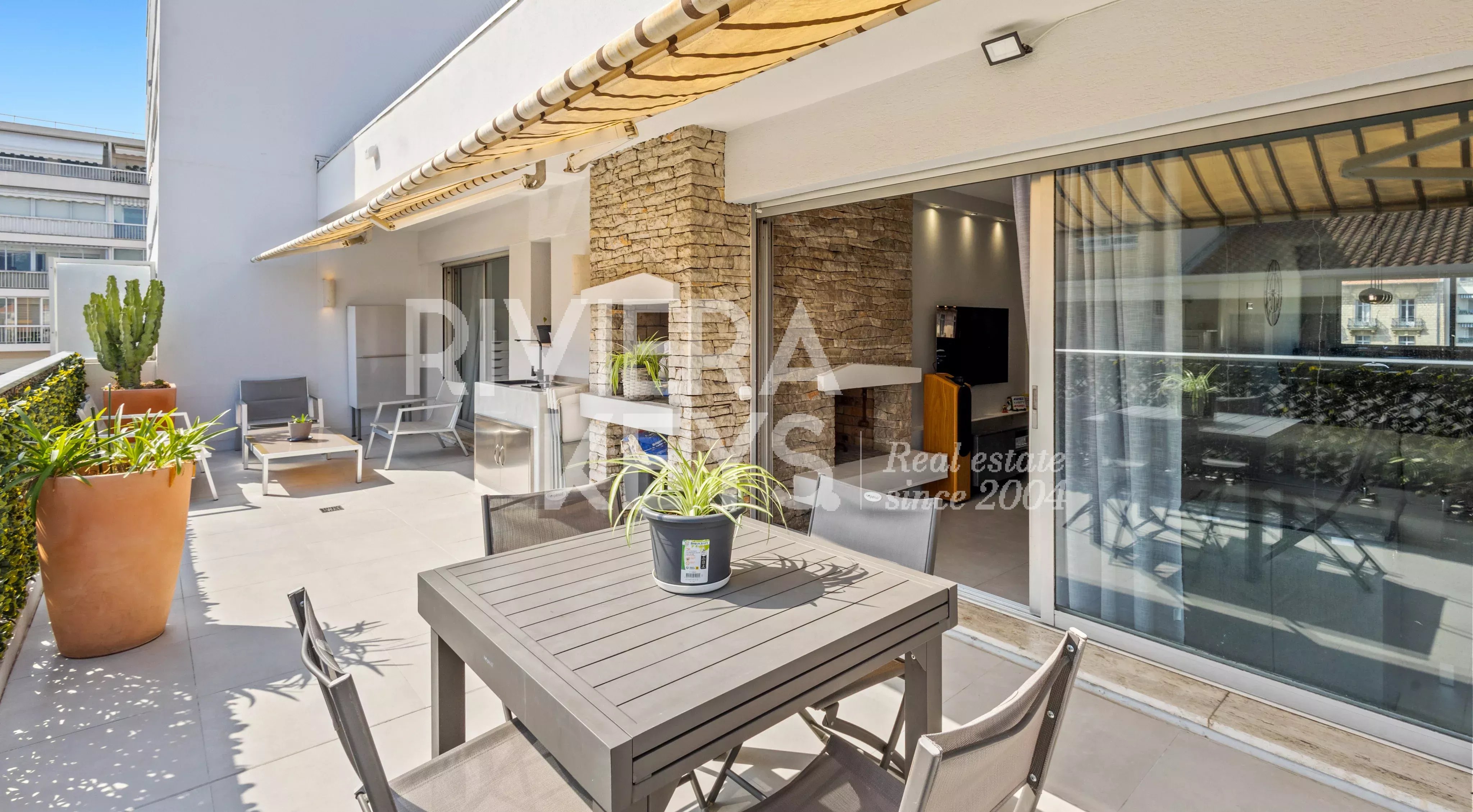 CANNES - Carnot: 4-romsleilighet med stor terrasse