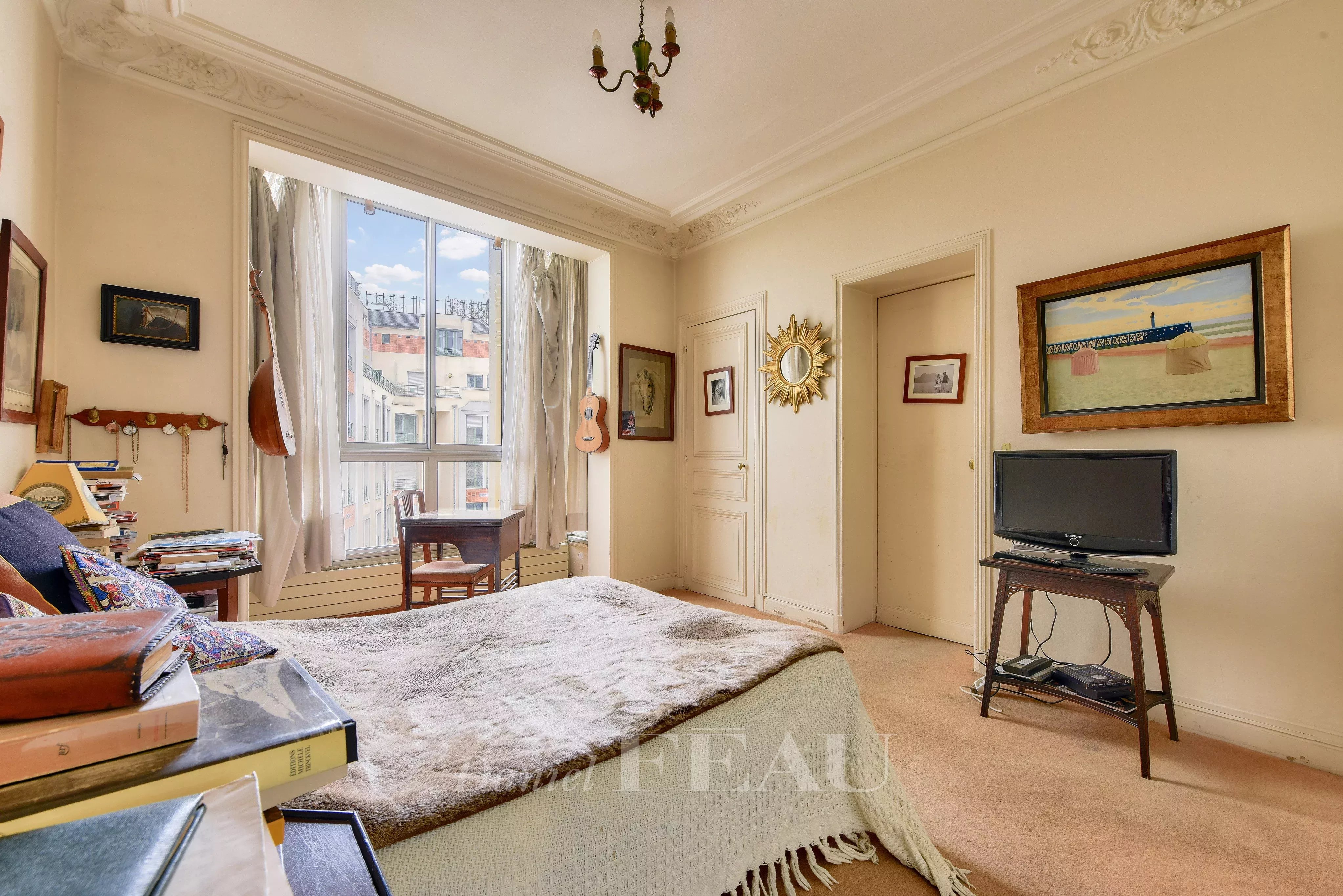 Sale Apartment Paris 17th