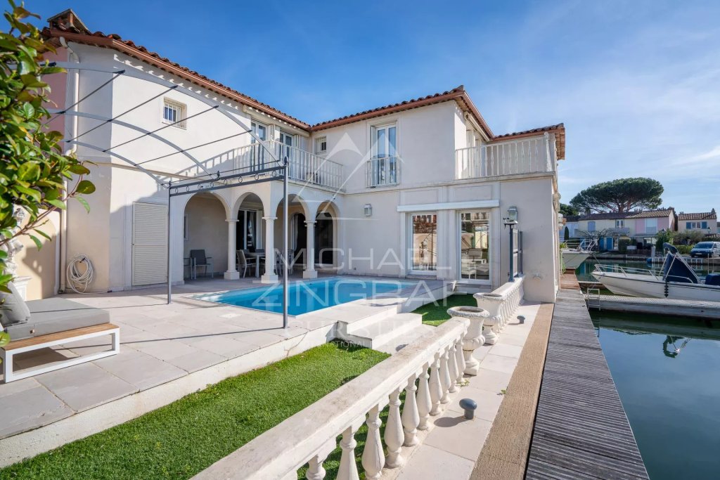 Villa for sale in Grimaud — Waterfront Villa Port Grimaud | Private Dock & Luxury Family Estate