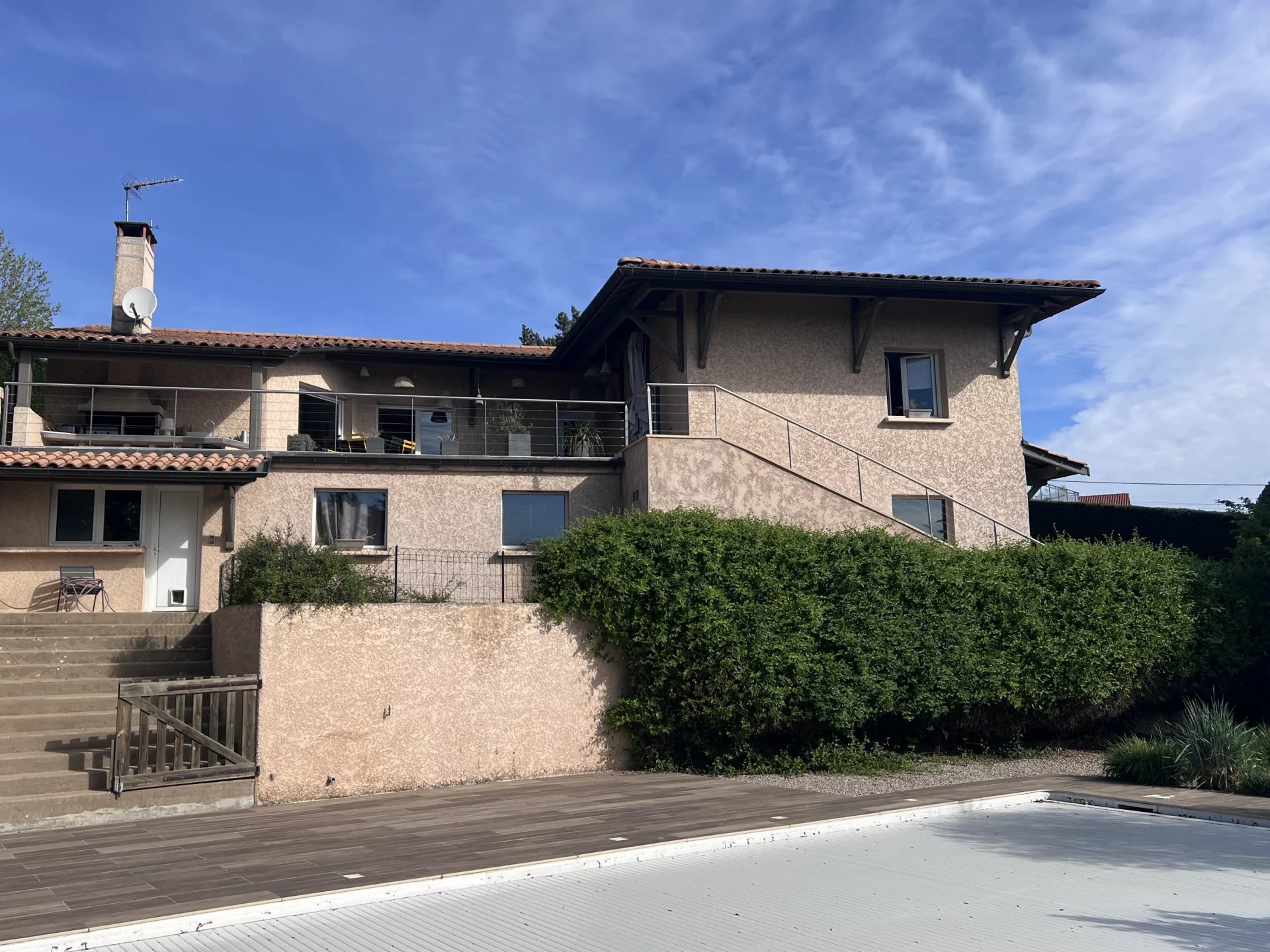 Maison avec vue sur la nature et Piscine - Fleurieux-sur-l'Arbresle