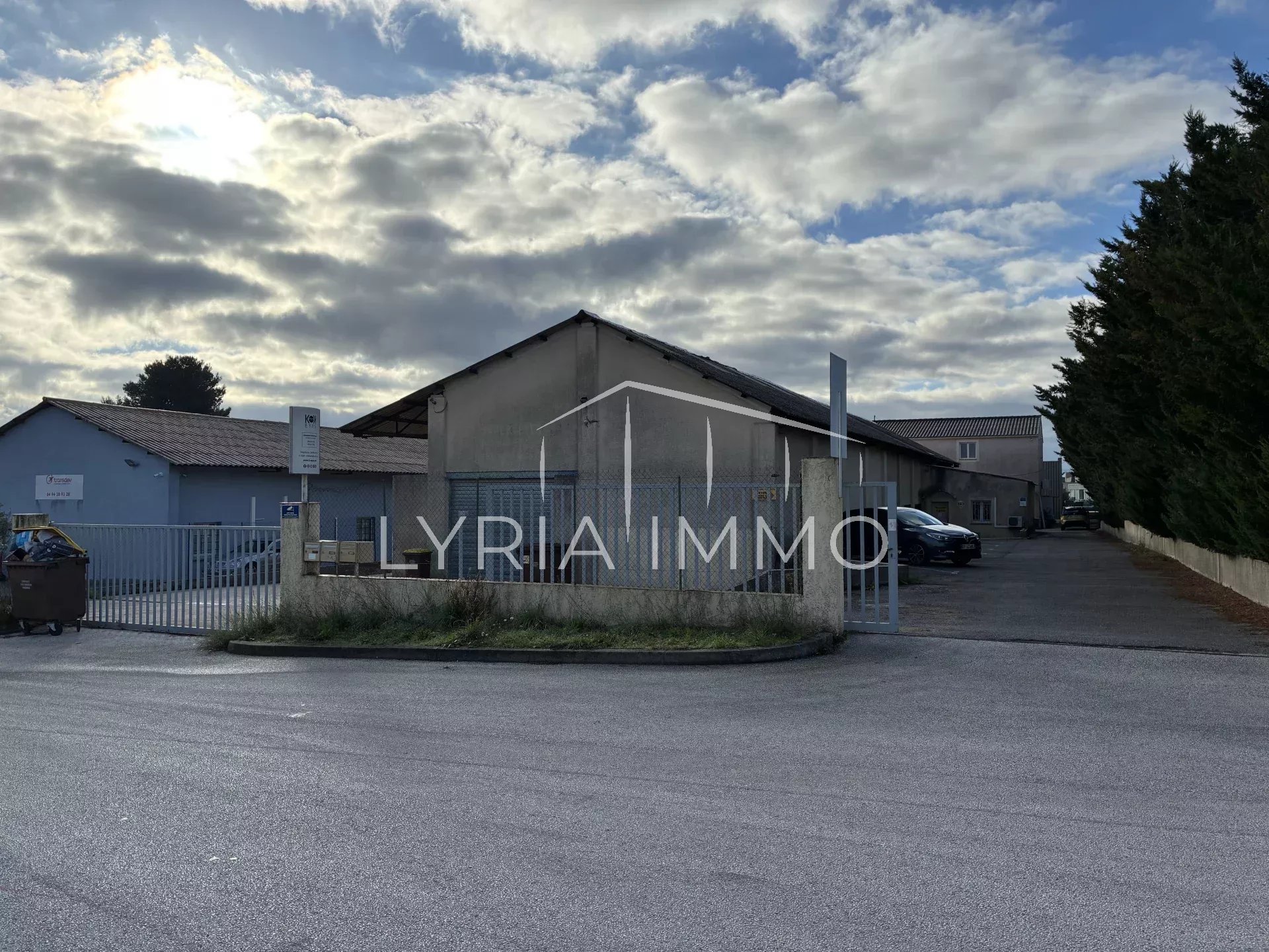 Agence immobilière de 