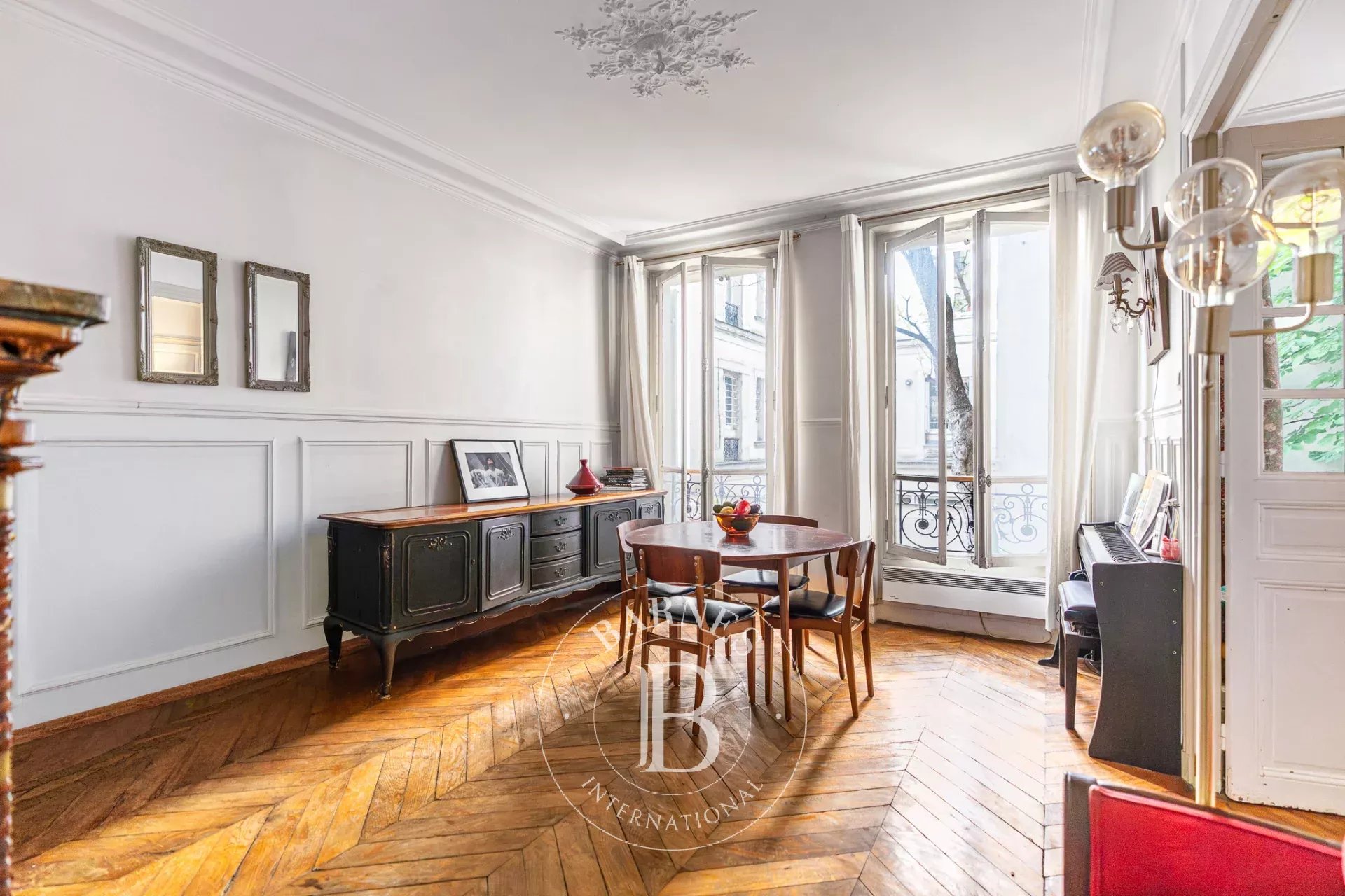 Neuilly-sur-Seine  - Apartment 2 Bedrooms - picture 4