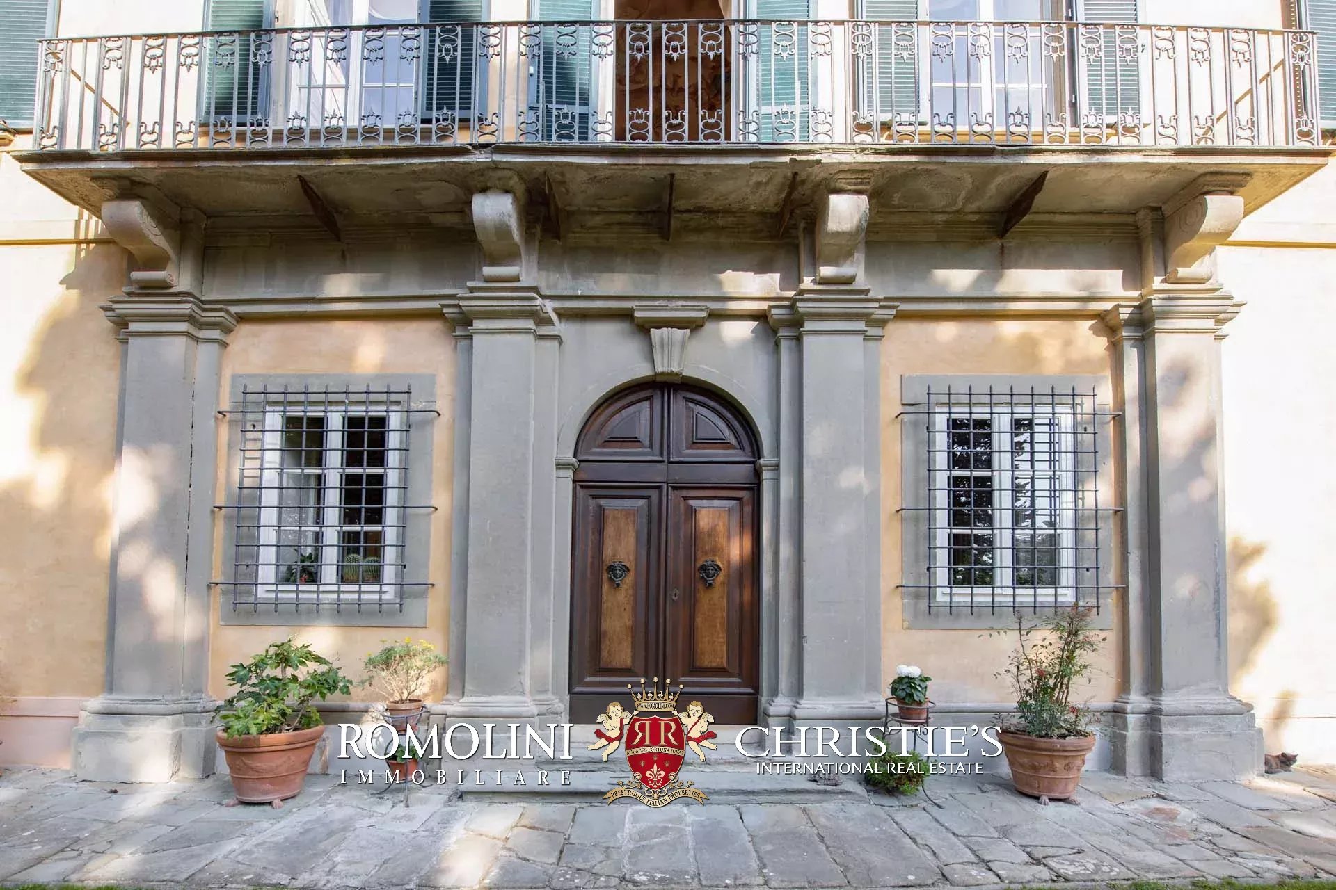 12 Bedroom Villa/Townhouse's Image 20