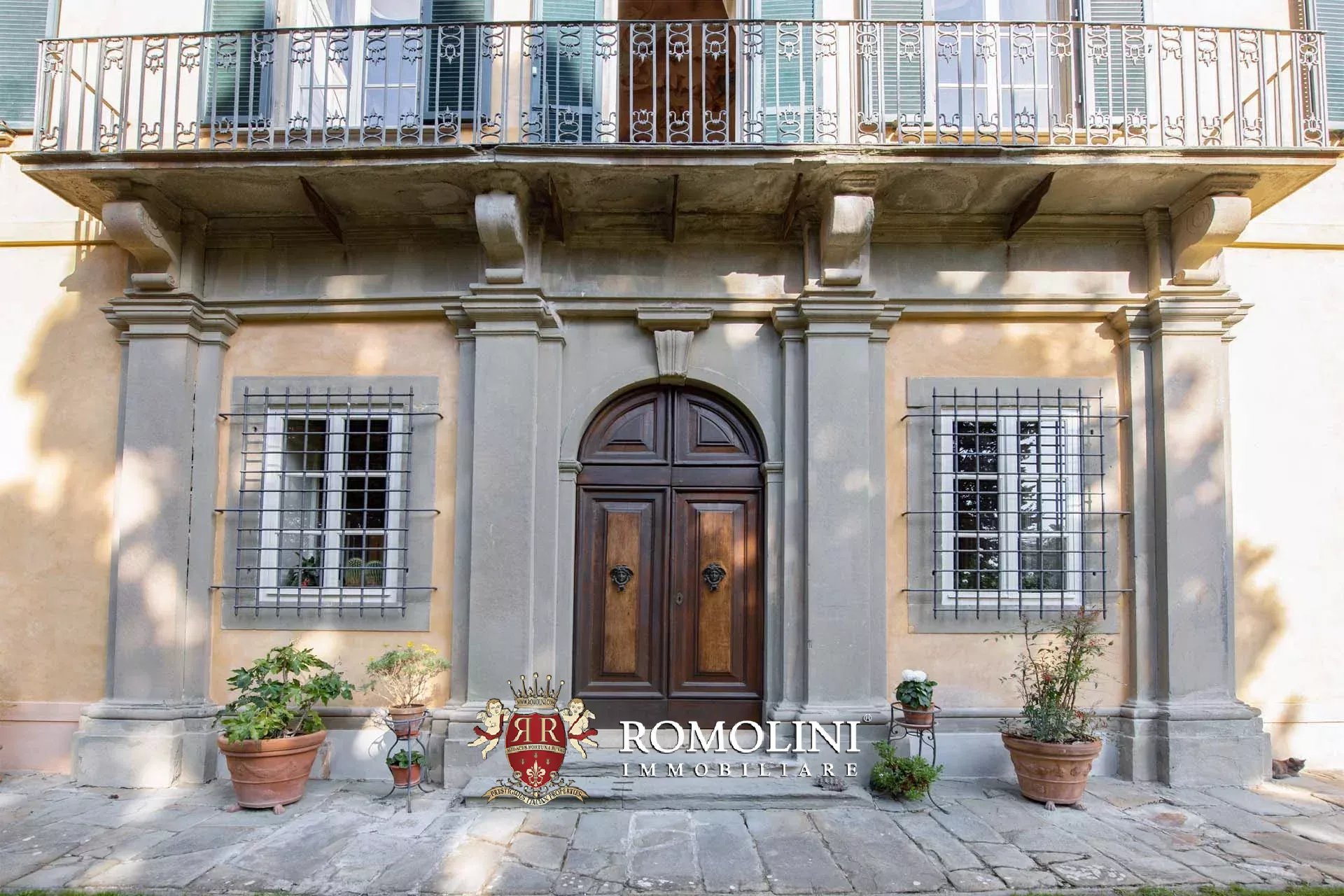 12 Bedroom Villa/Townhouse's Image 20