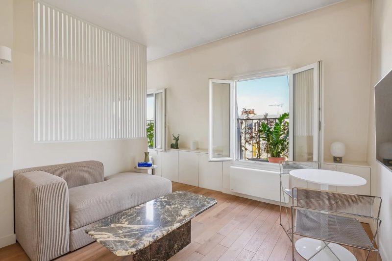 For Sale Apartment | Paris 18ème - picture 1