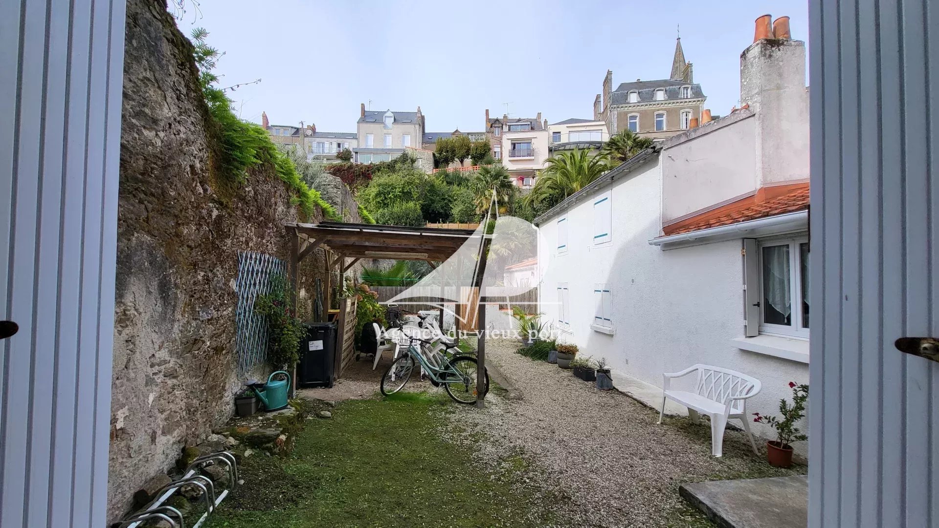 Agence immobilière de 
