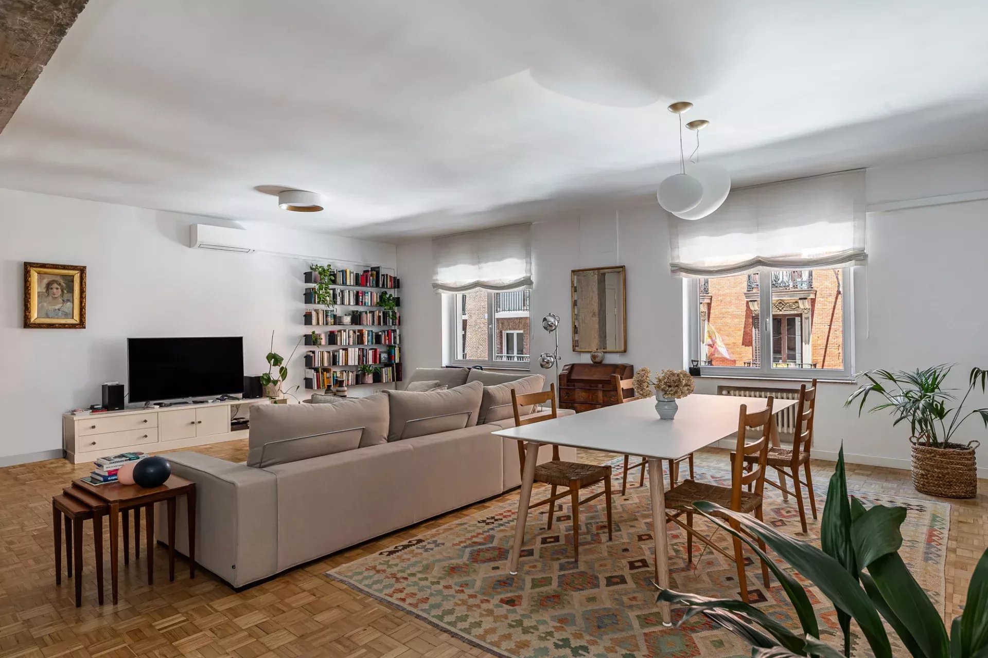 Madrid - Centro – Bright Renovated Exterior Apartment