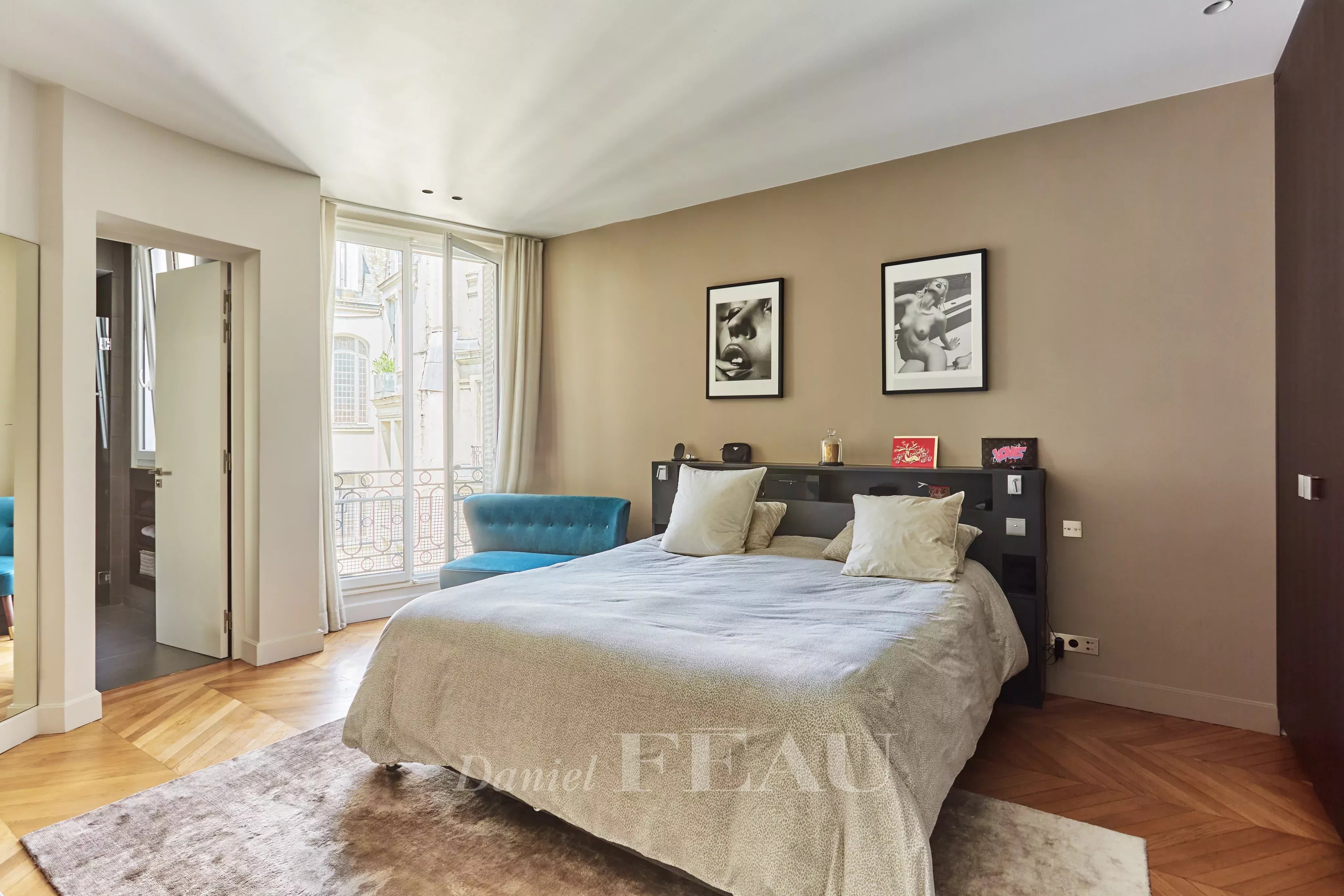 Sale Apartment Paris 16th