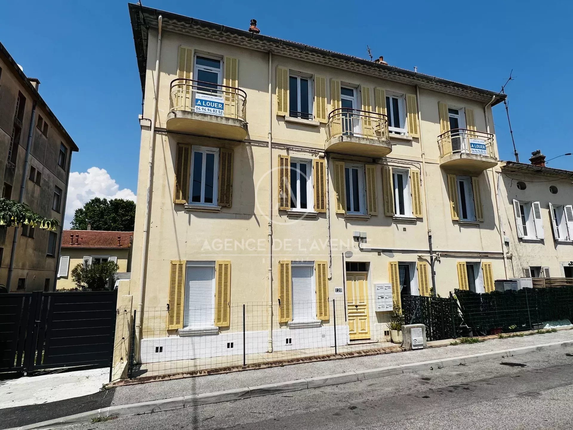 Agence immobilière de 