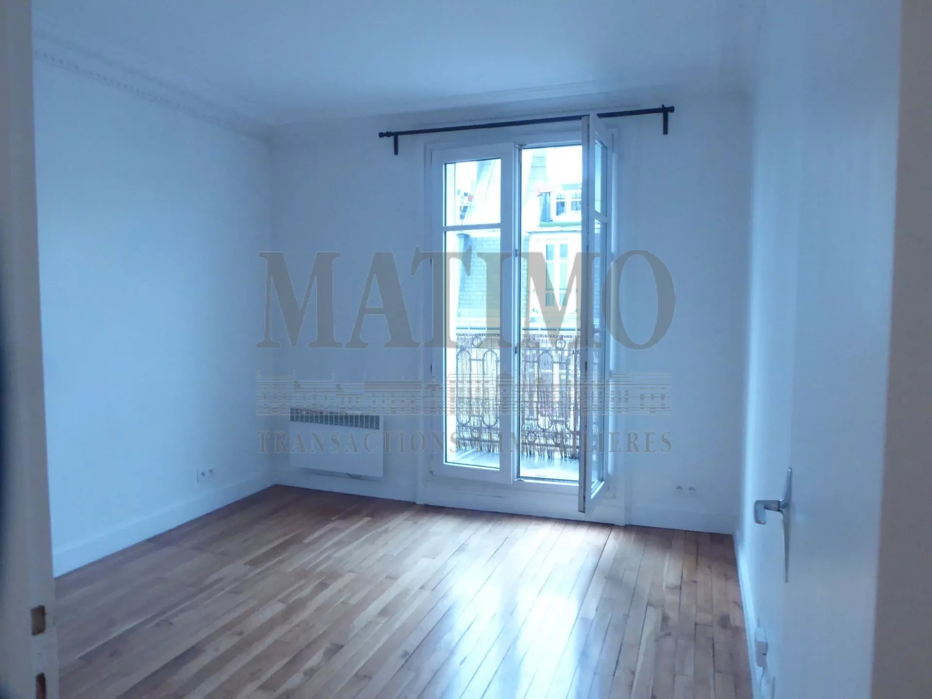 Paris XVIIIÈME - PROCHE GUY MOQUET