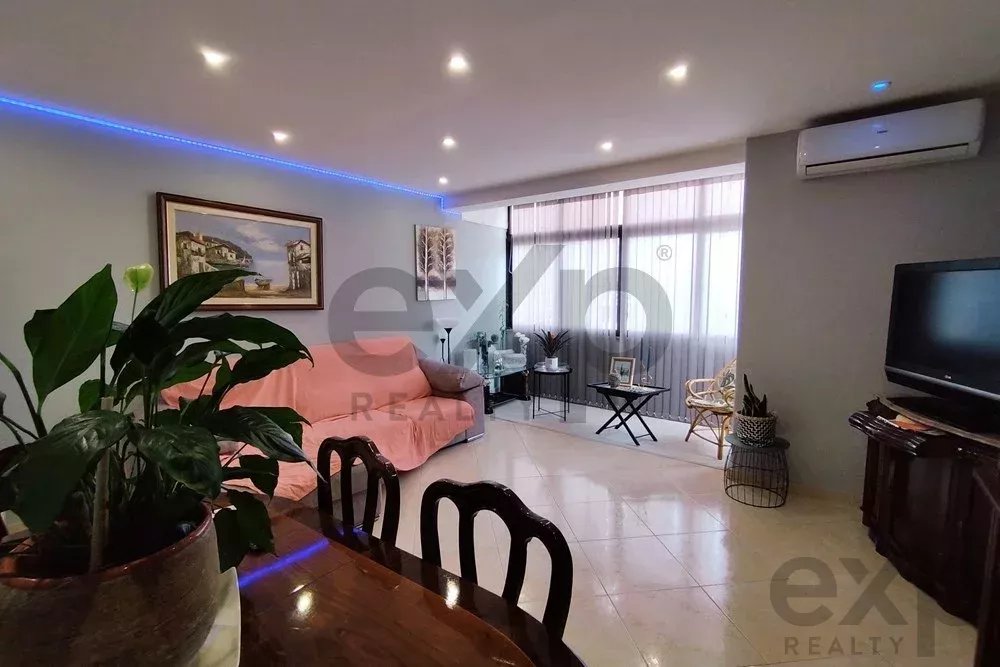 Sale Apartment Amadora