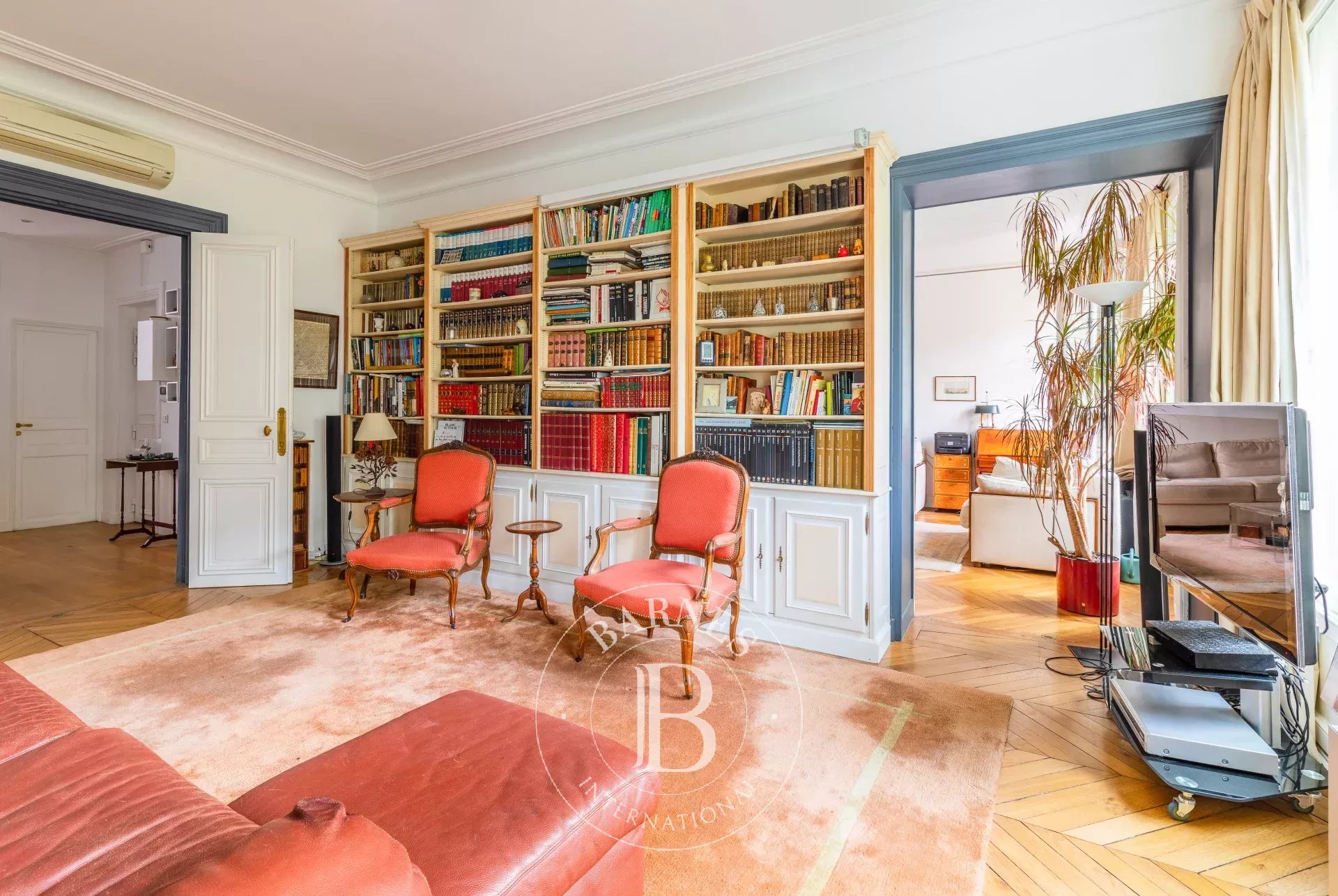 Daire Paris 4ème - picture 28