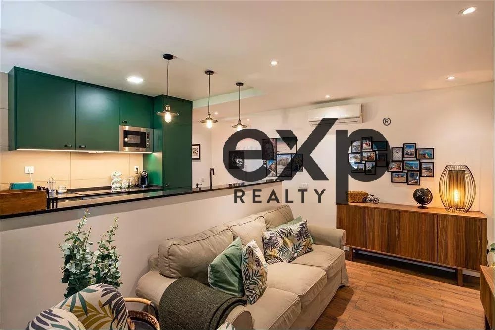Modern 3-Bedroom Apartment Rental in Setúbal
