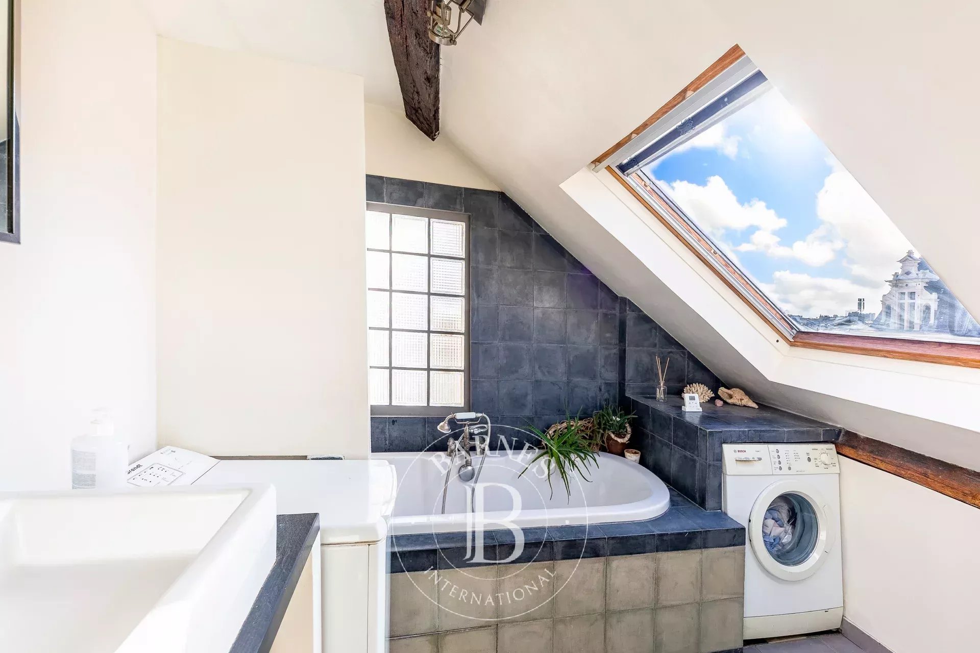 Daire Paris 10ème - picture 12