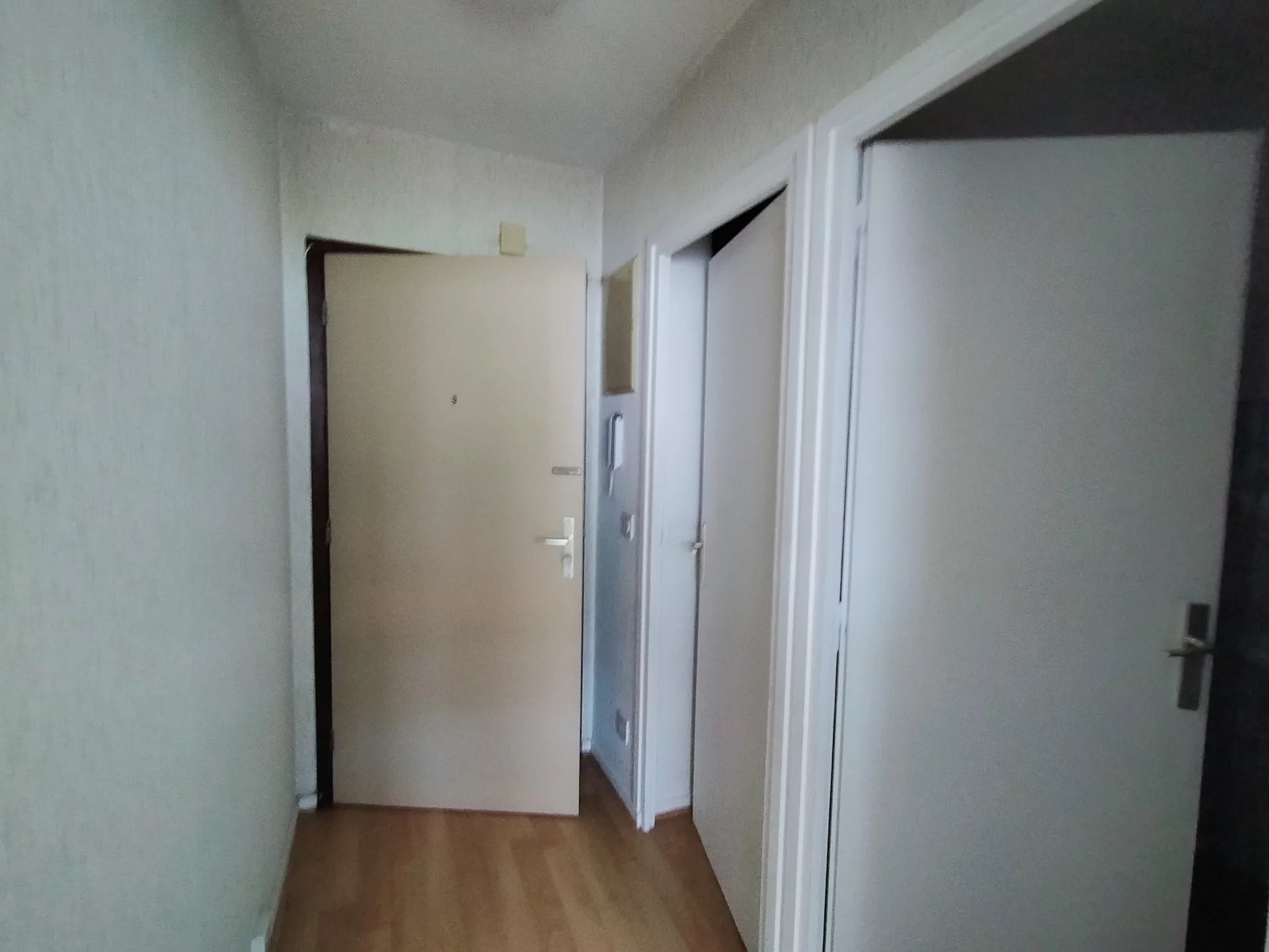 87268045 Location Lyon 7ème