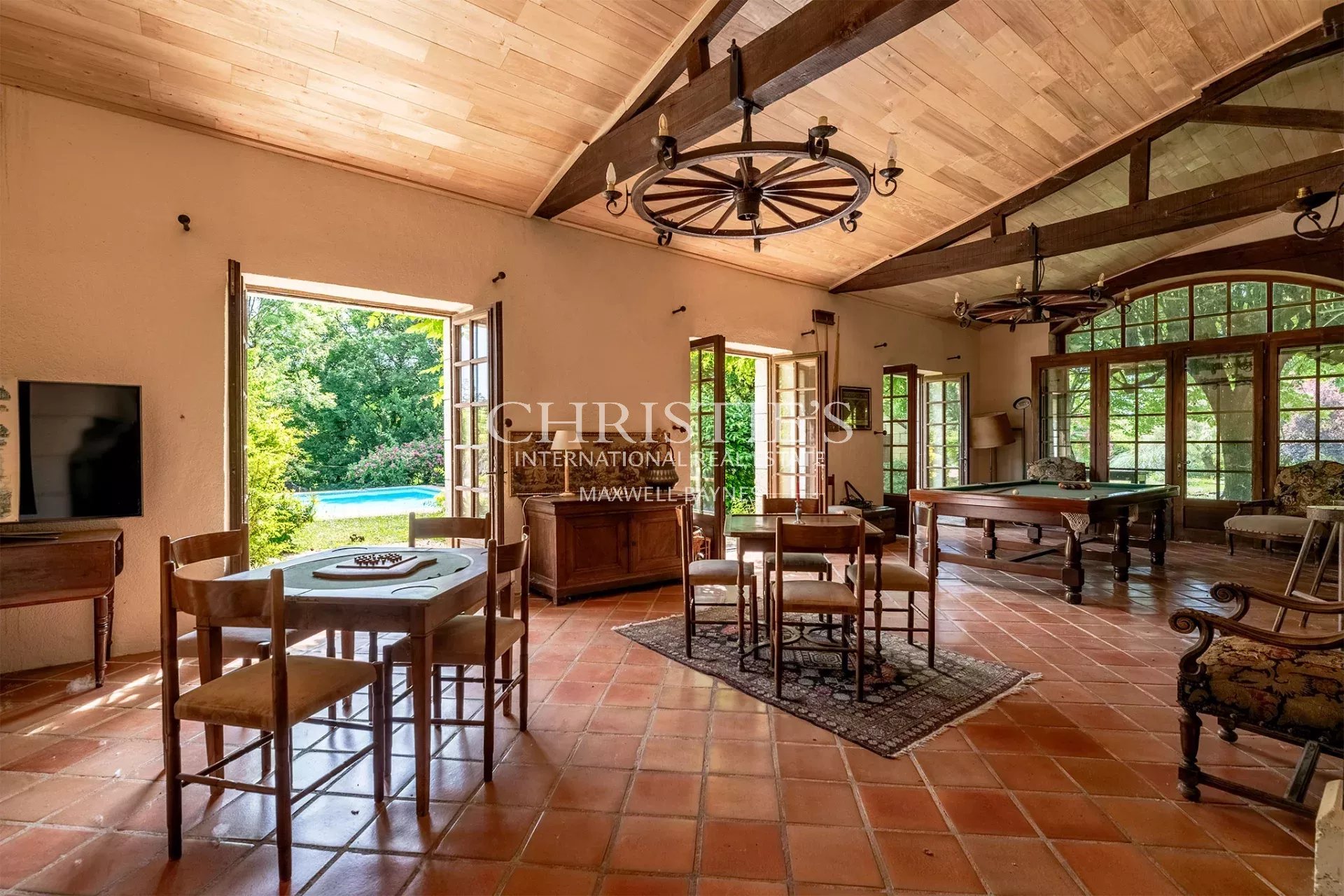 14 Bedroom Villa/Townhouse's Image 23