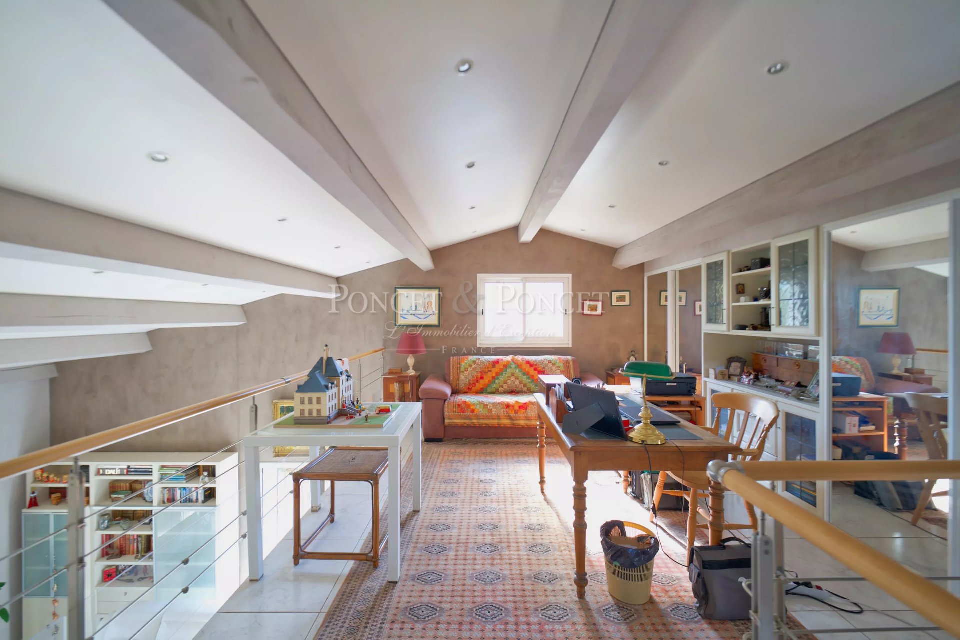 4 Bedroom Villa/Townhouse's Image 5
