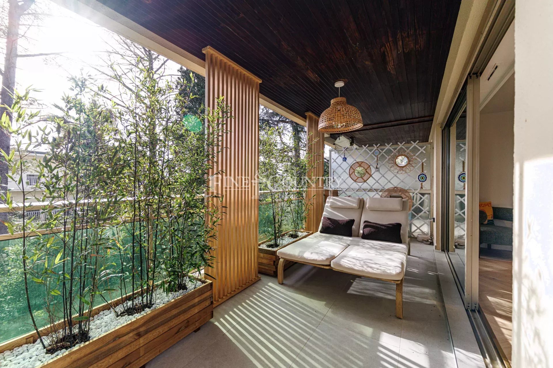 Photo of For Sale – 2-Bedroom Apartment – Cannes Montrose