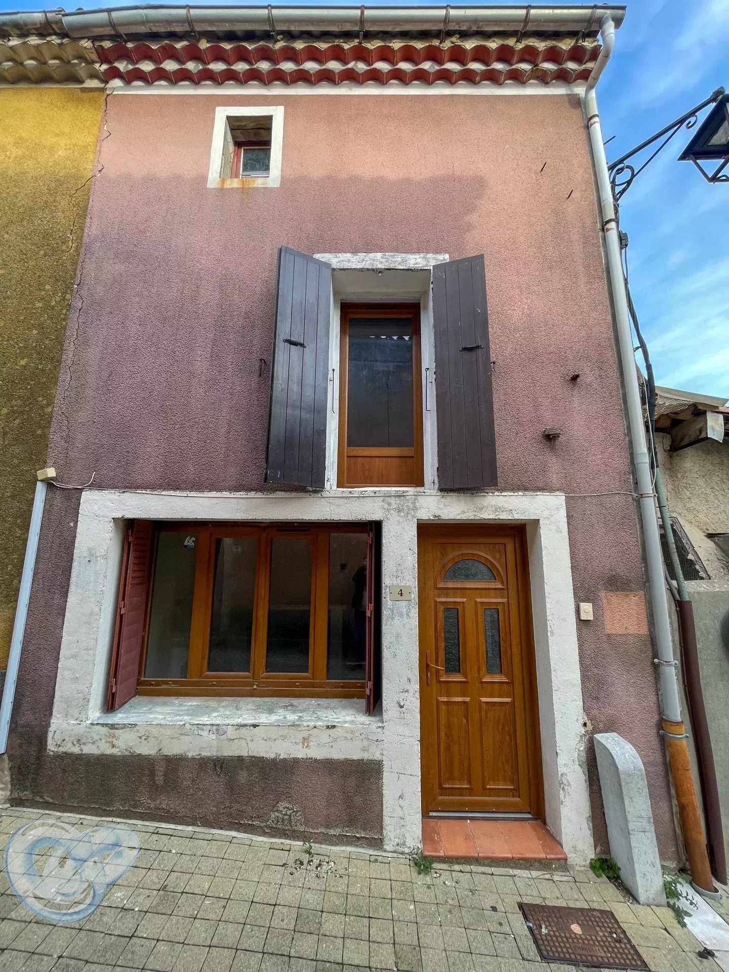 Agence immobilière de 