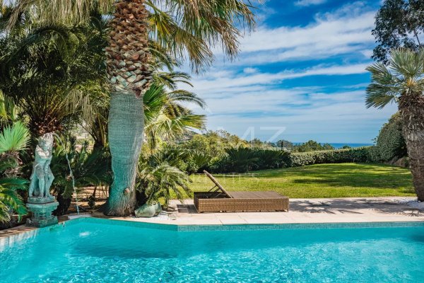 Luxury Sea View Villa for Sale in Grimaud | Family Estate French Riviera — photo 3