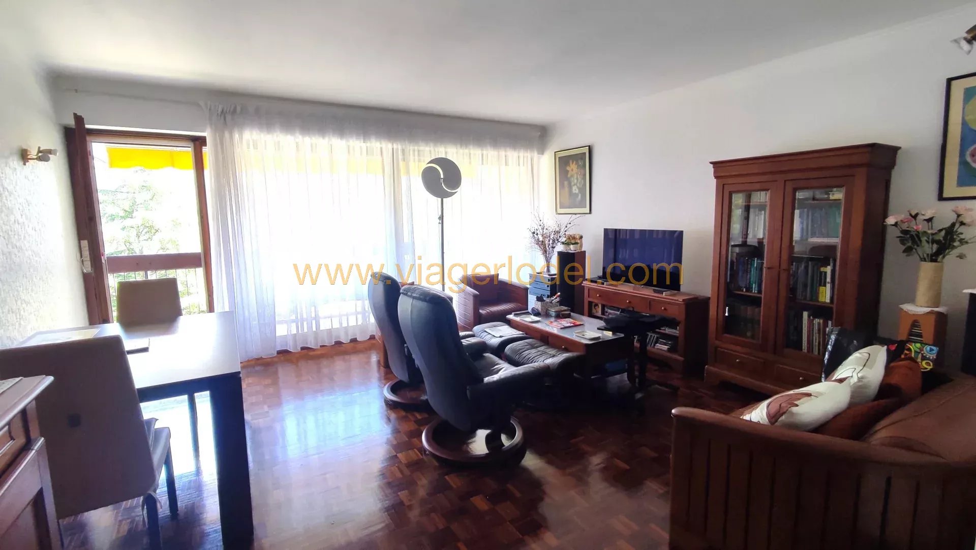 Ref.: 10 109 - MARSEILLE (13006) - LIFE ANNUITY - OCCUPIED 3-room apartment