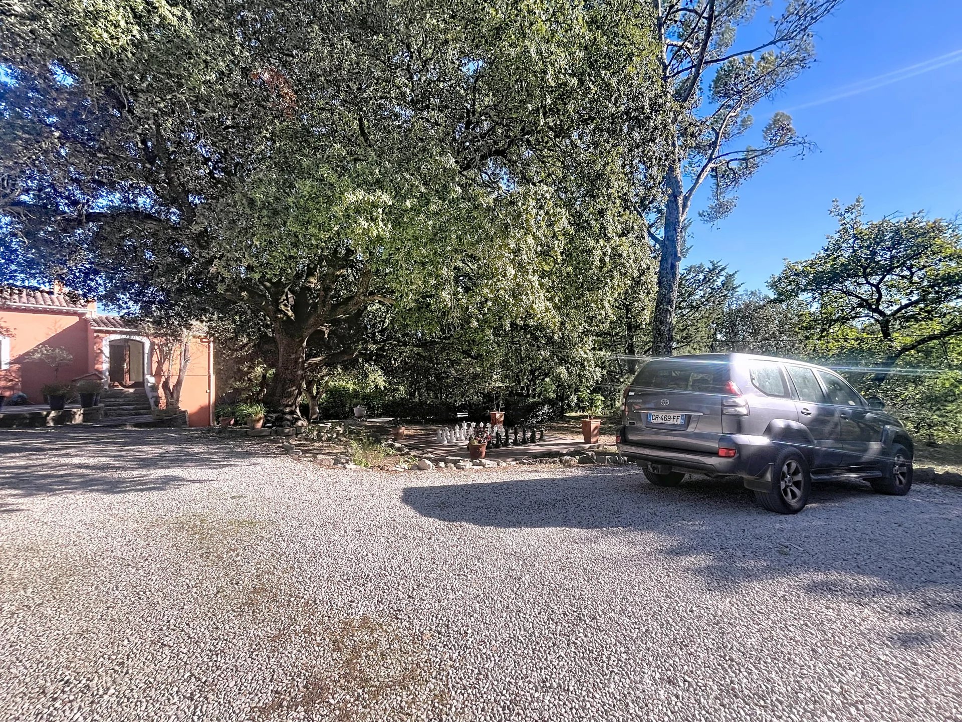 17th century bastide nestled in the heart of 2.8 hectares in Besse sur Issole 17th century bastide nestled in the heart of 2.8 hectares in Besse sur Issole