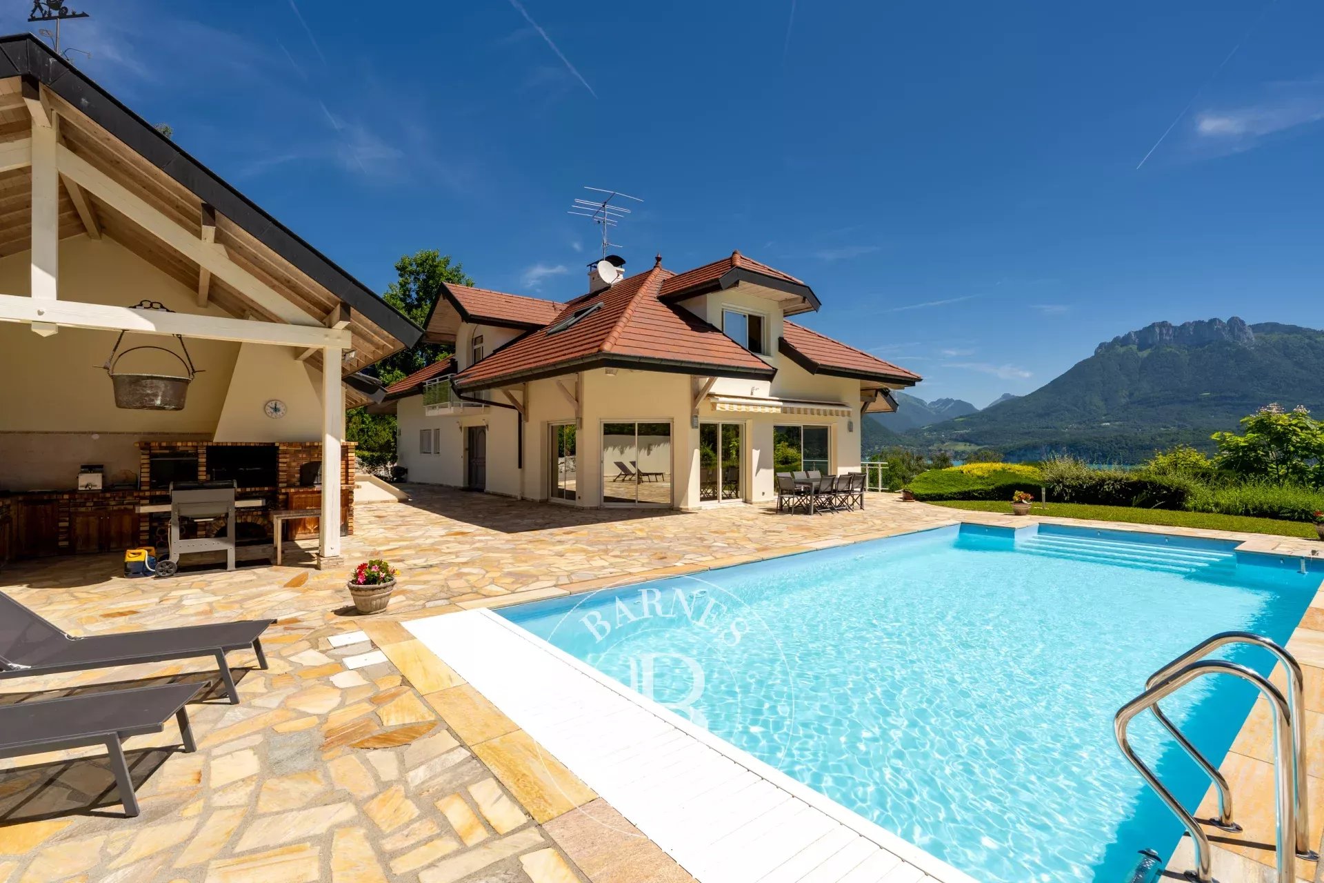 Villa Annecy  -  ref 86680775 (picture 2)