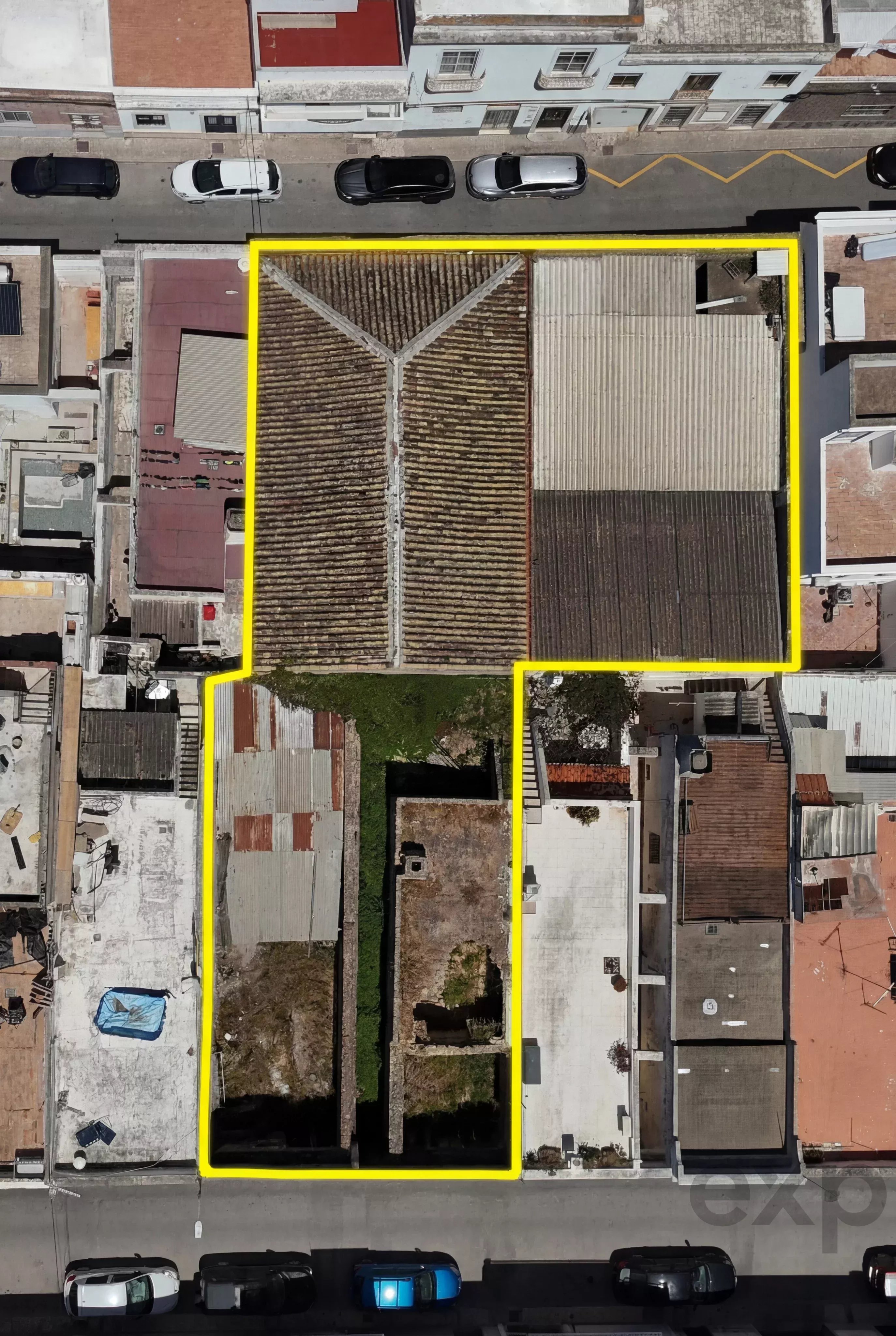 Building with an Algarve soul: 357m² in Olhão Center with viability for 5 floors 86965386 image 1