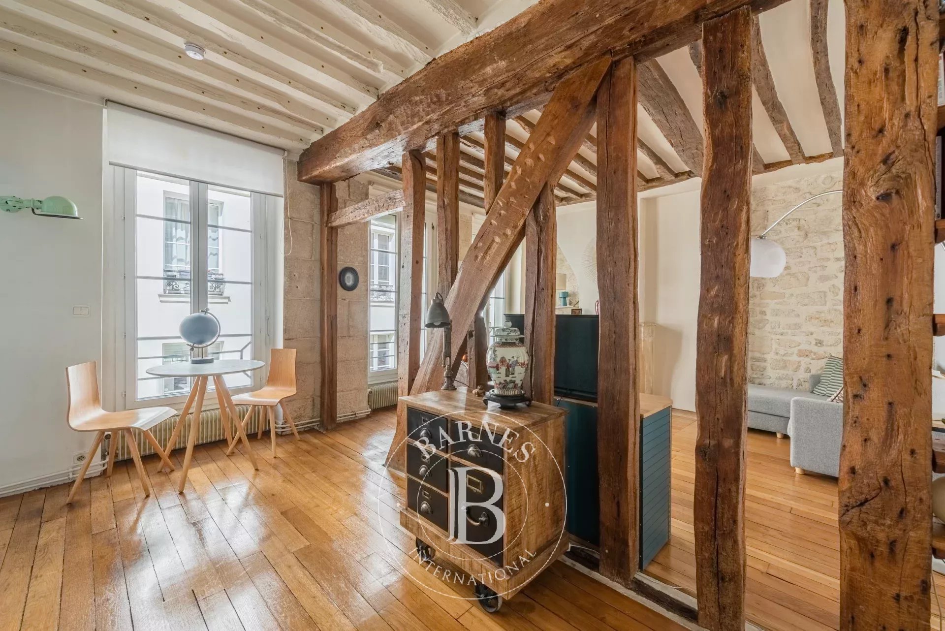 Daire Paris 4ème - picture 8