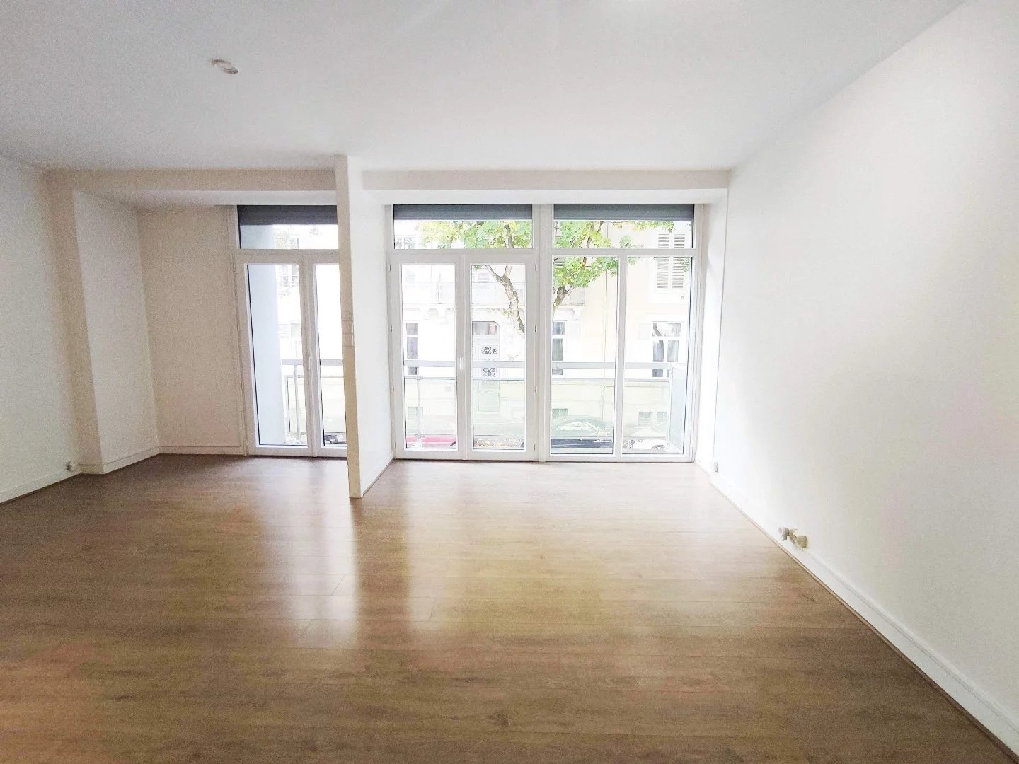 A vendre, VICHY - Proche les Thermes, appartement T3 avec parking.