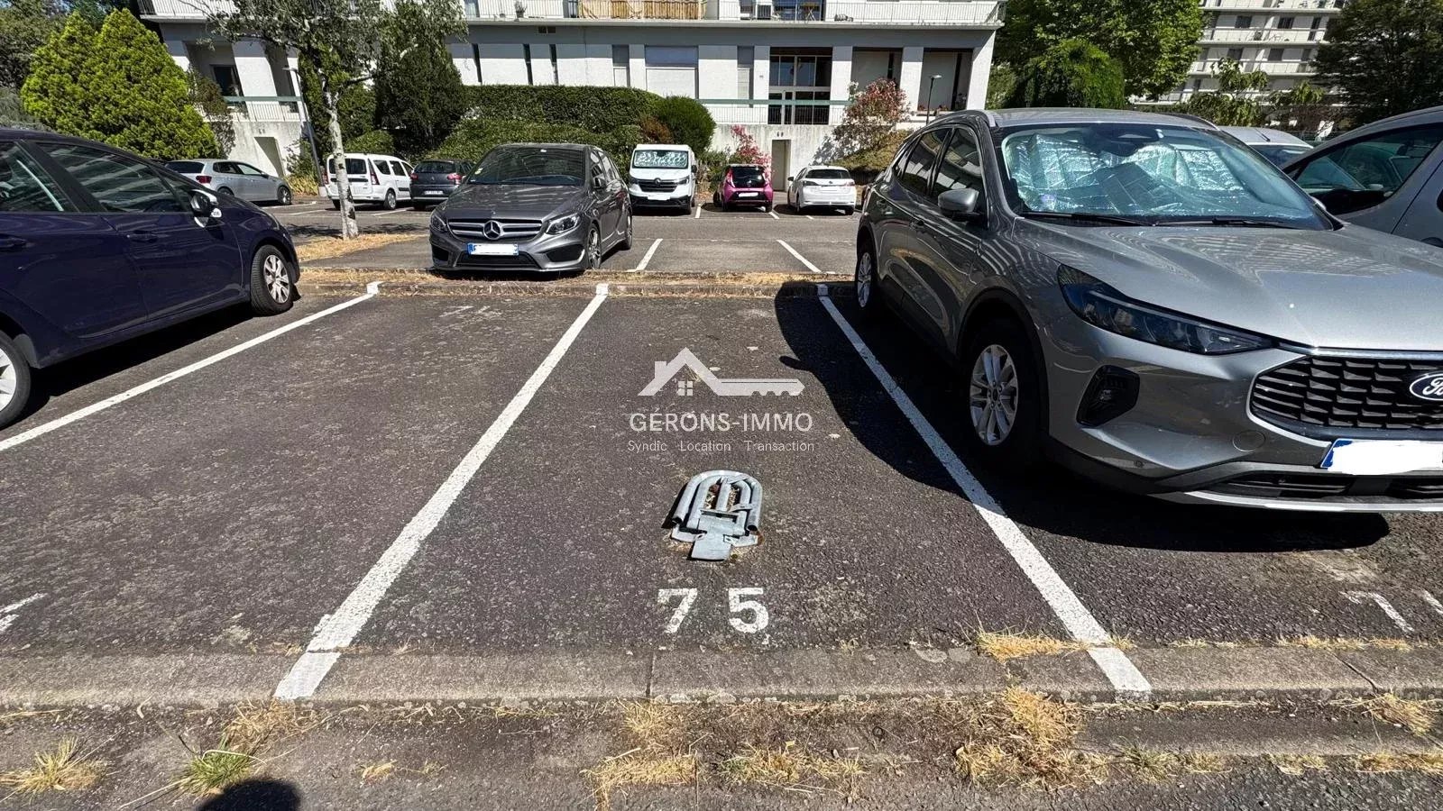 Location: Garage / Parking – Nantes